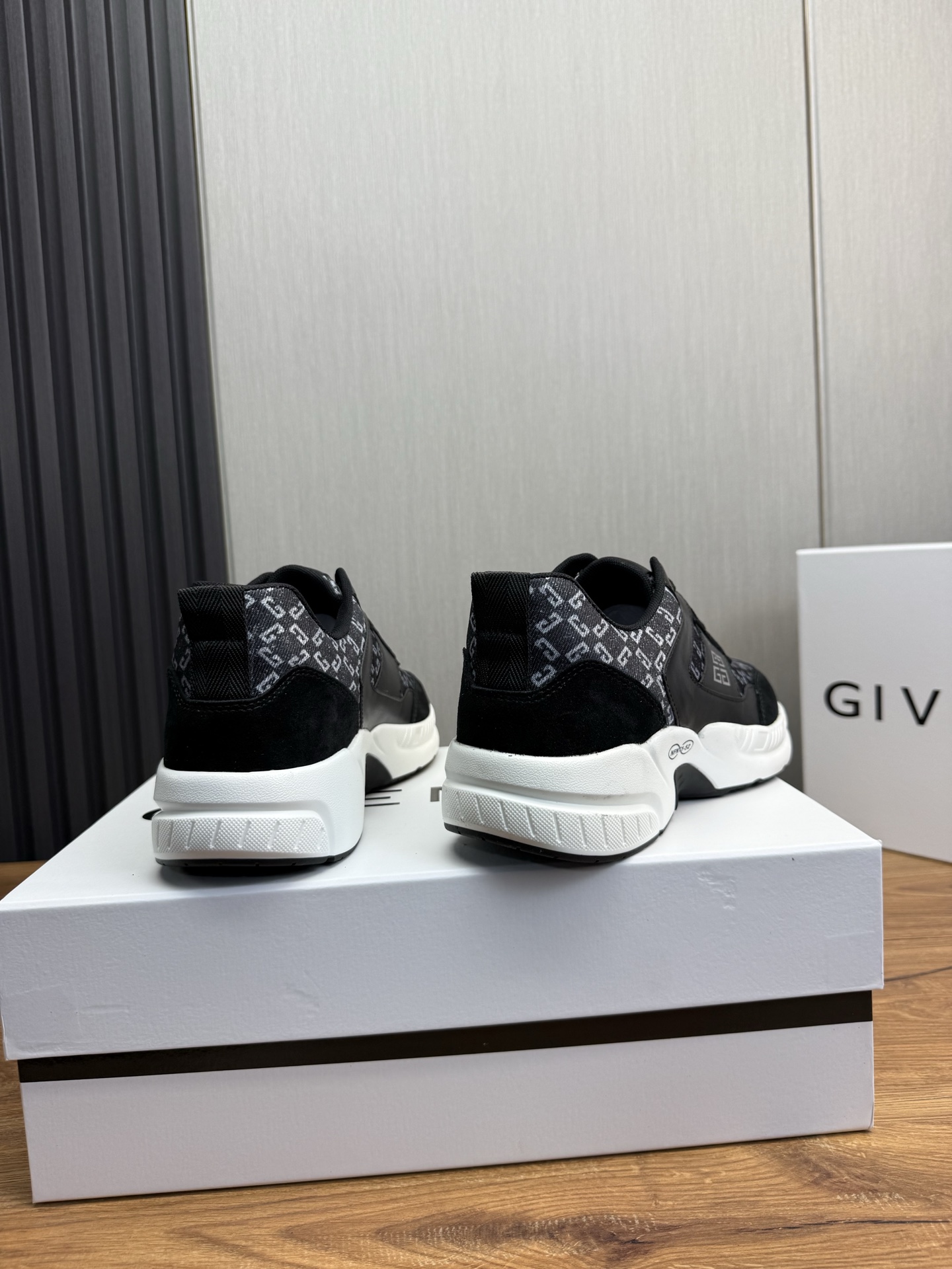 Givenchy Male Sneakers Breathable M-l-s