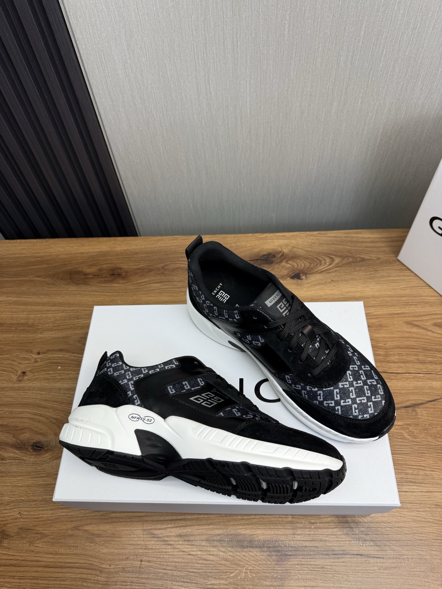 Givenchy Male Sneakers Breathable M-l-s