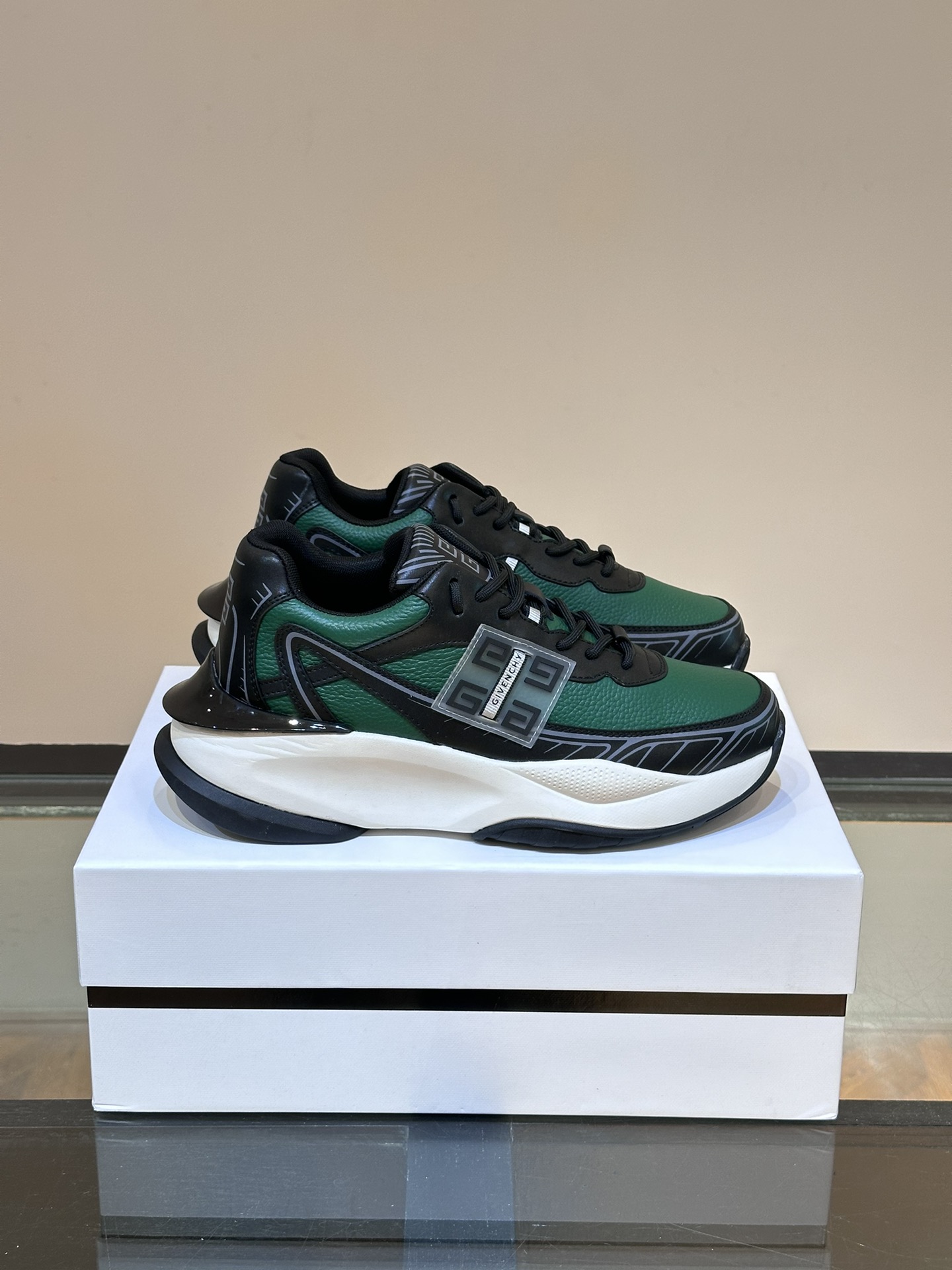 Givenchy Male Sneakers Lightweight M-l-s