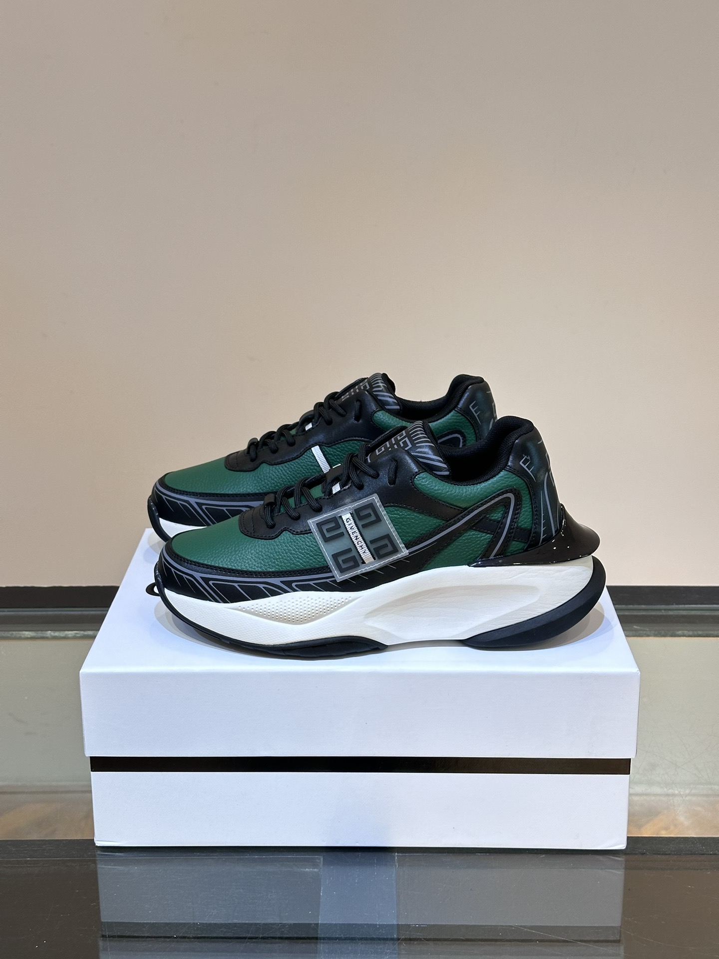 Givenchy Male Sneakers Lightweight M-l-s