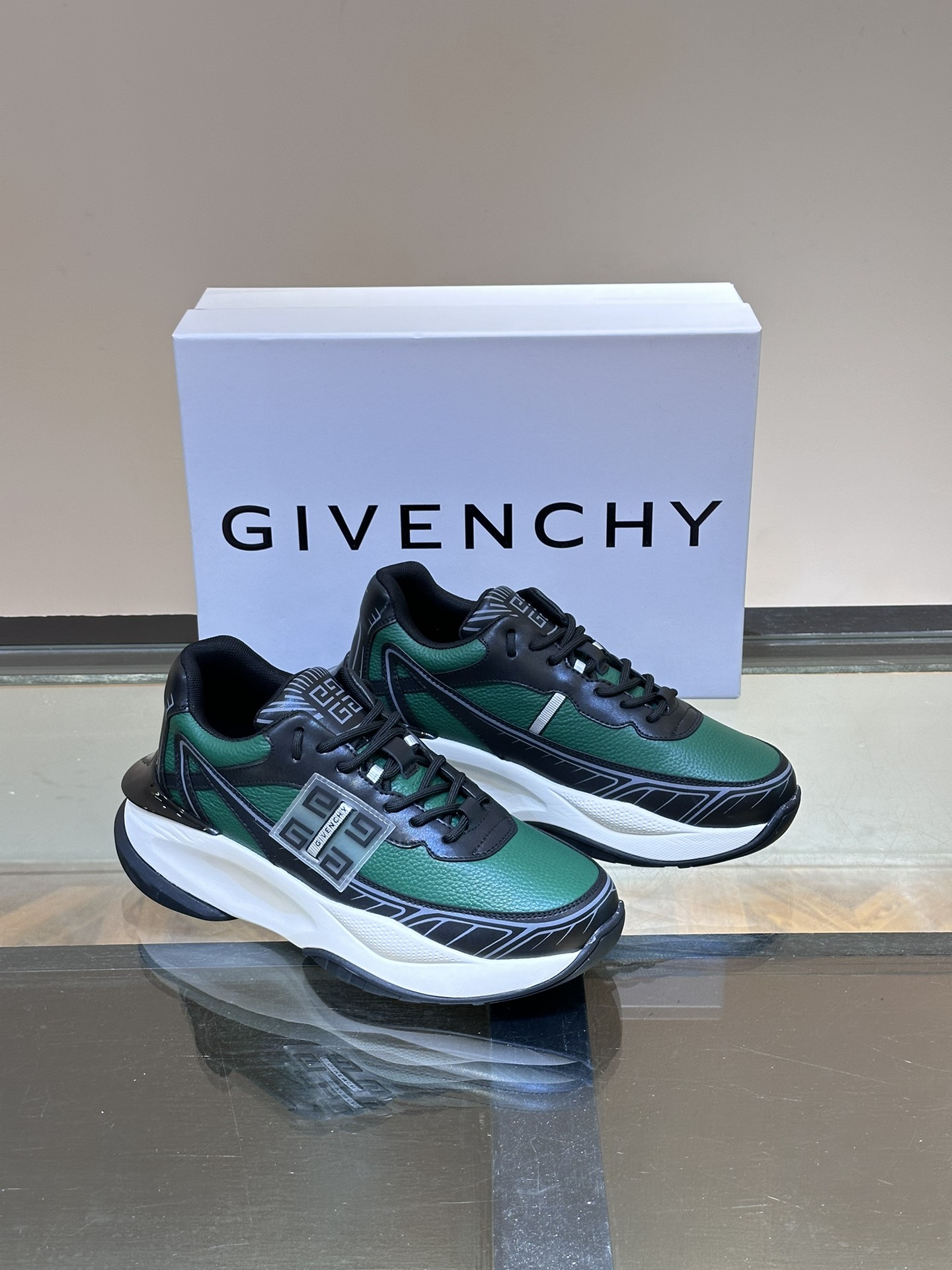 Givenchy Male Sneakers Lightweight M-l-s