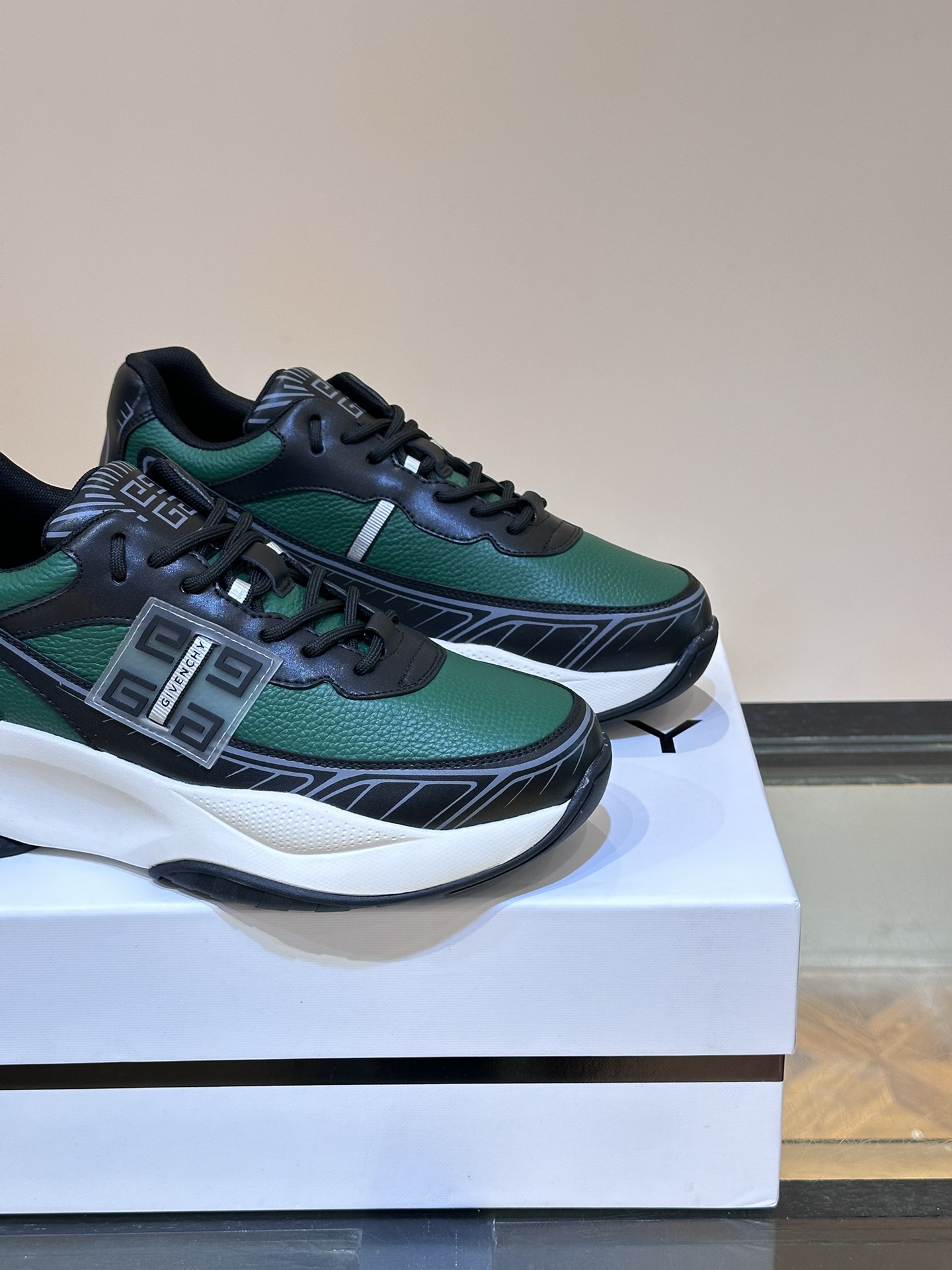 Givenchy Male Sneakers Lightweight M-l-s