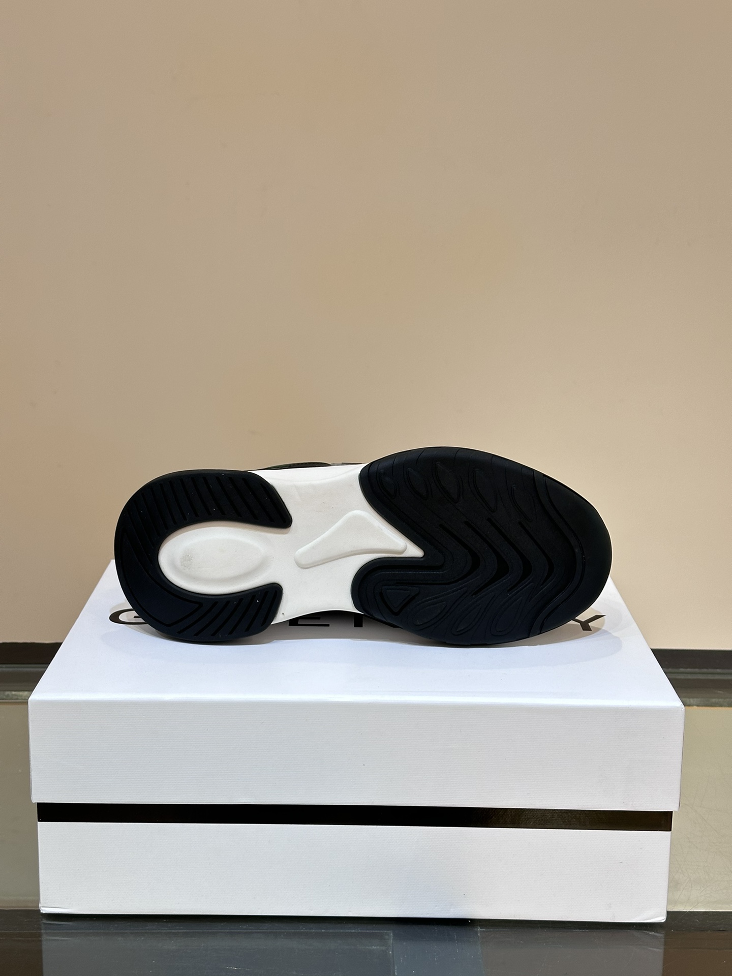 Givenchy Male Sneakers Lightweight M-l-s