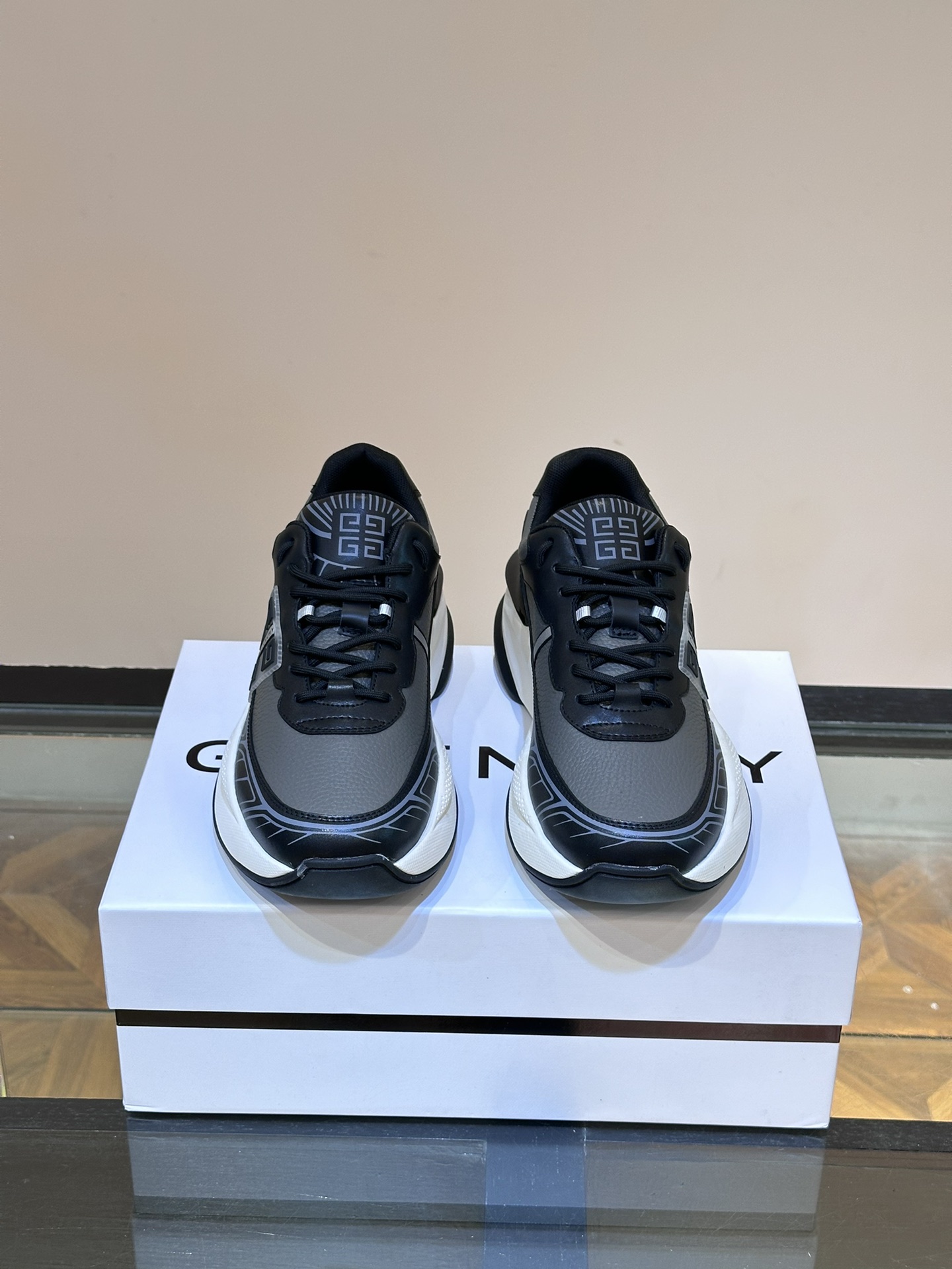 Givenchy Male Sneakers Lightweight M-l-s