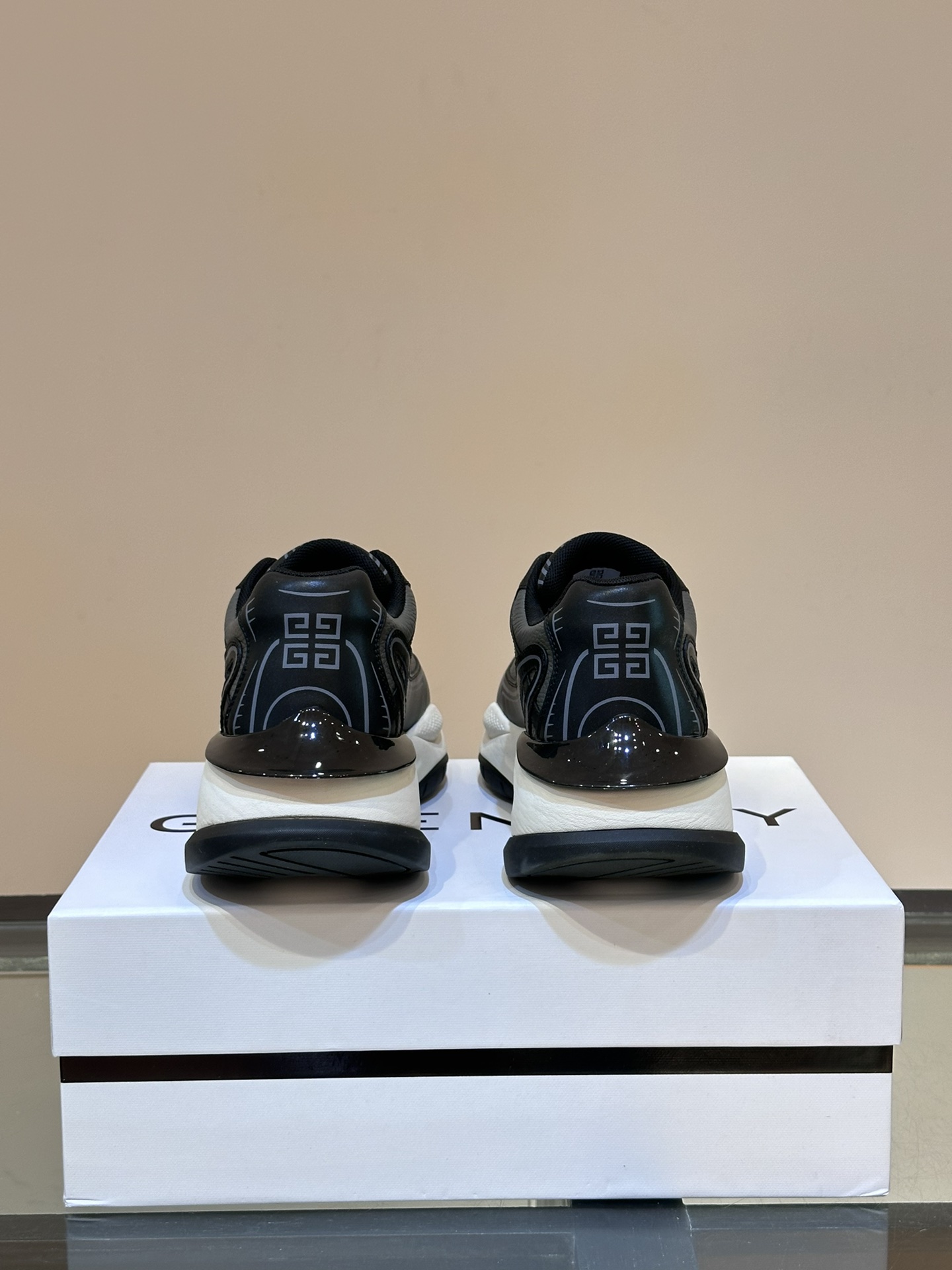 Givenchy Male Sneakers Lightweight M-l-s