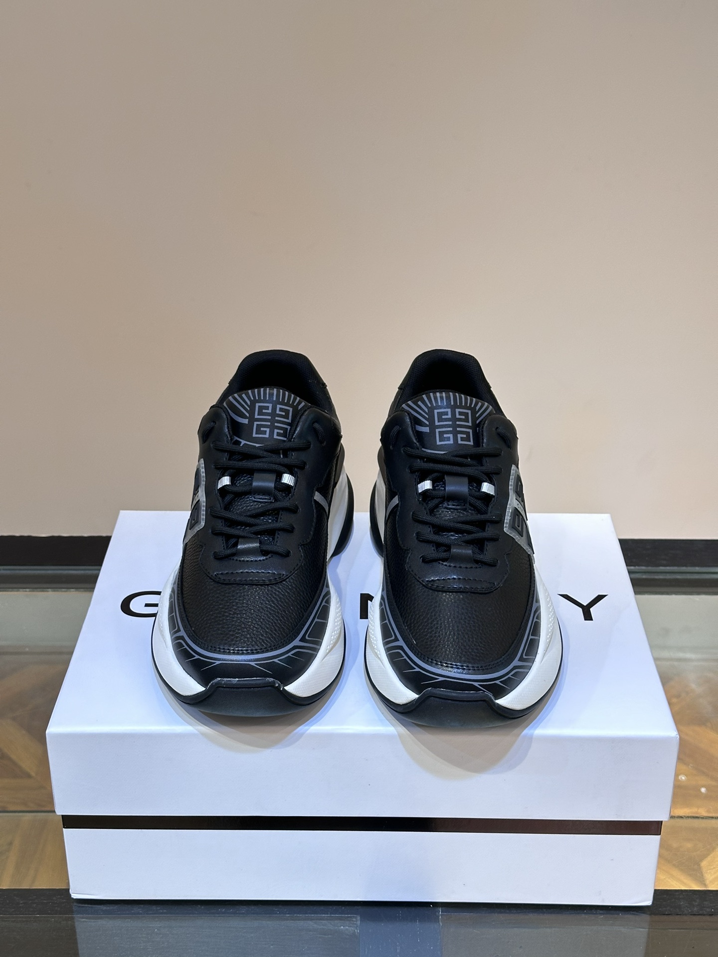 Givenchy Male Sneakers Lightweight M-l-s