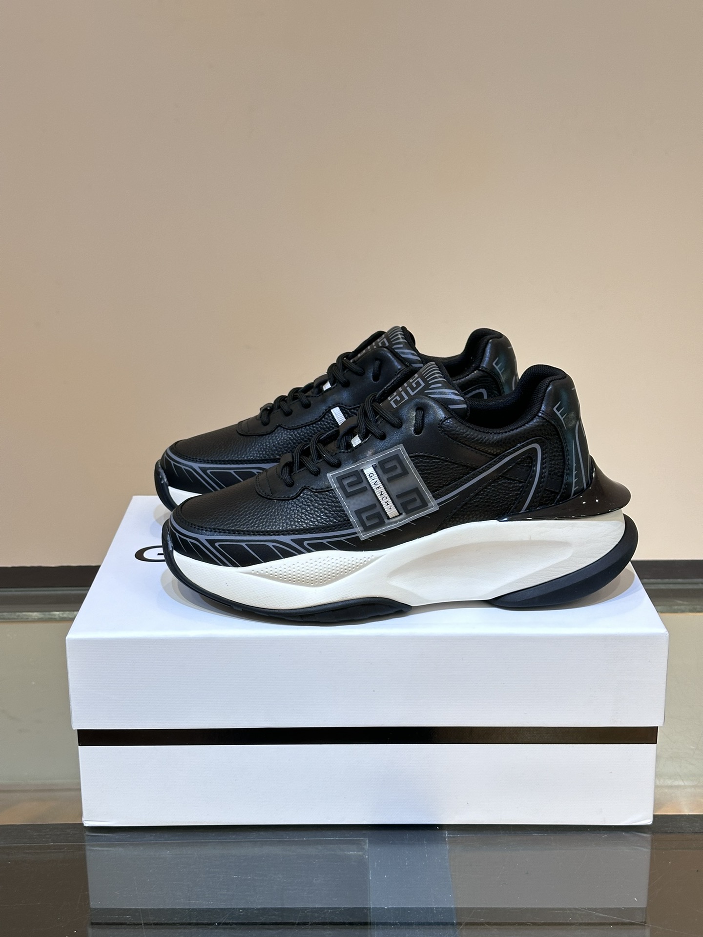 Givenchy Male Sneakers Lightweight M-l-s