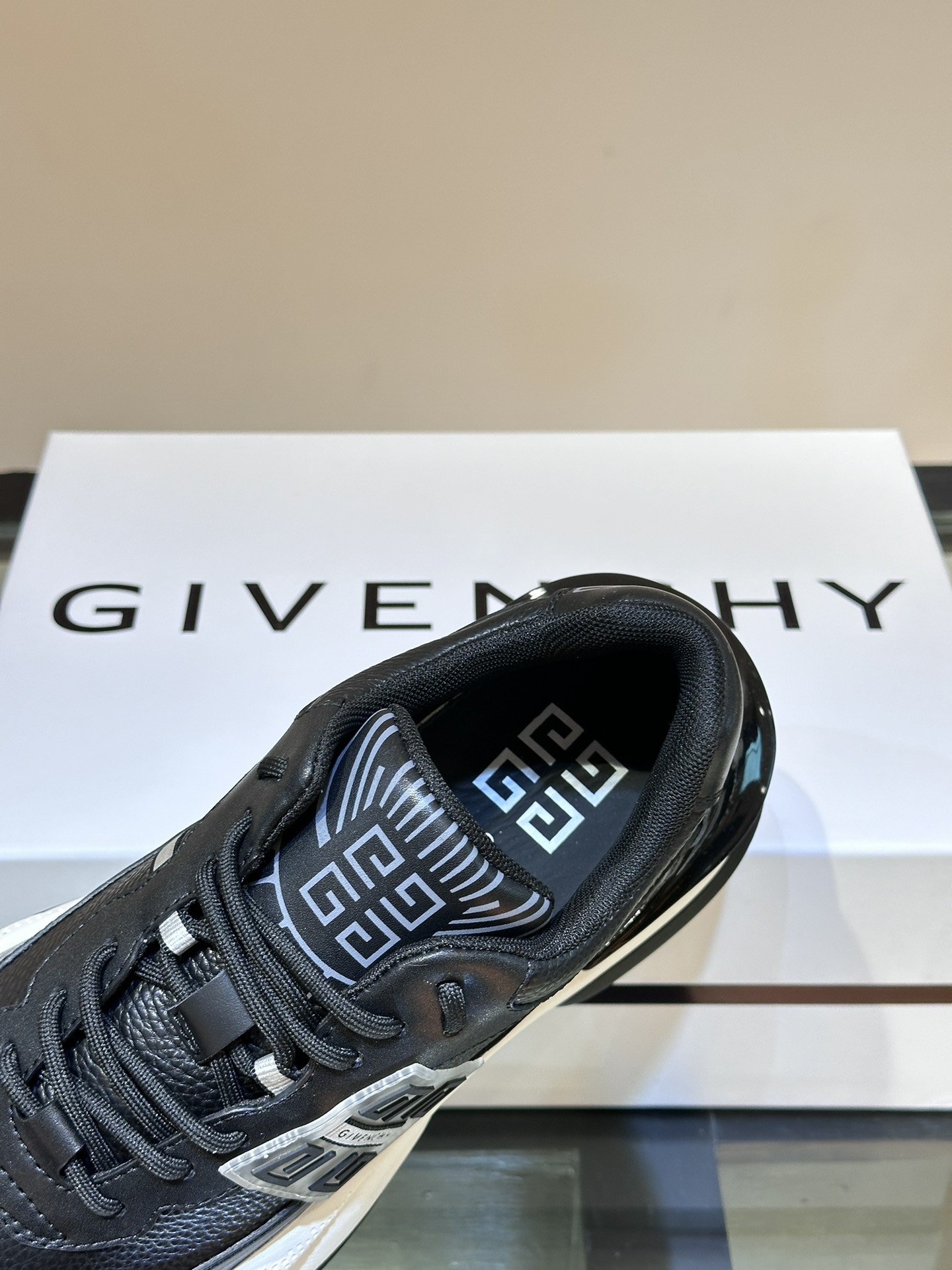 Givenchy Male Sneakers Lightweight M-l-s