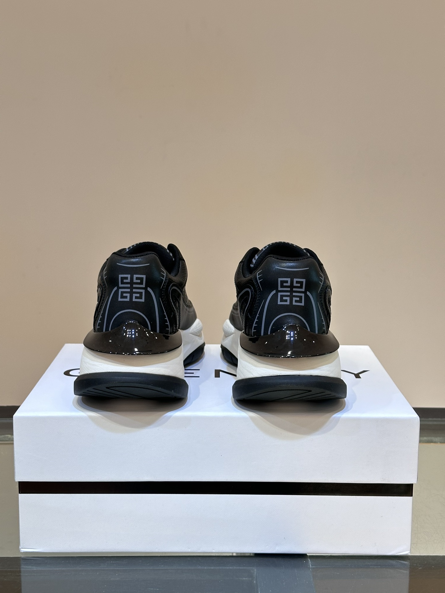 Givenchy Male Sneakers Lightweight M-l-s