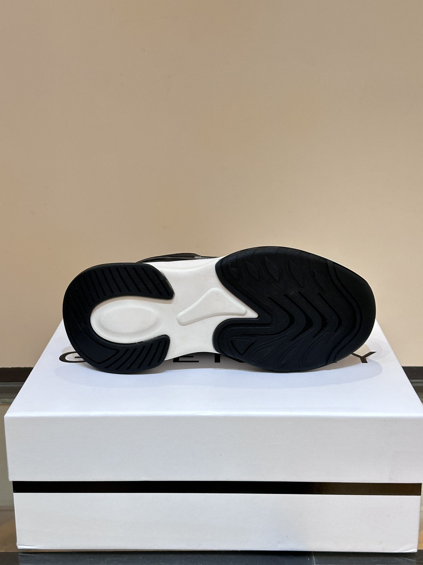 Givenchy Male Sneakers Lightweight M-l-s