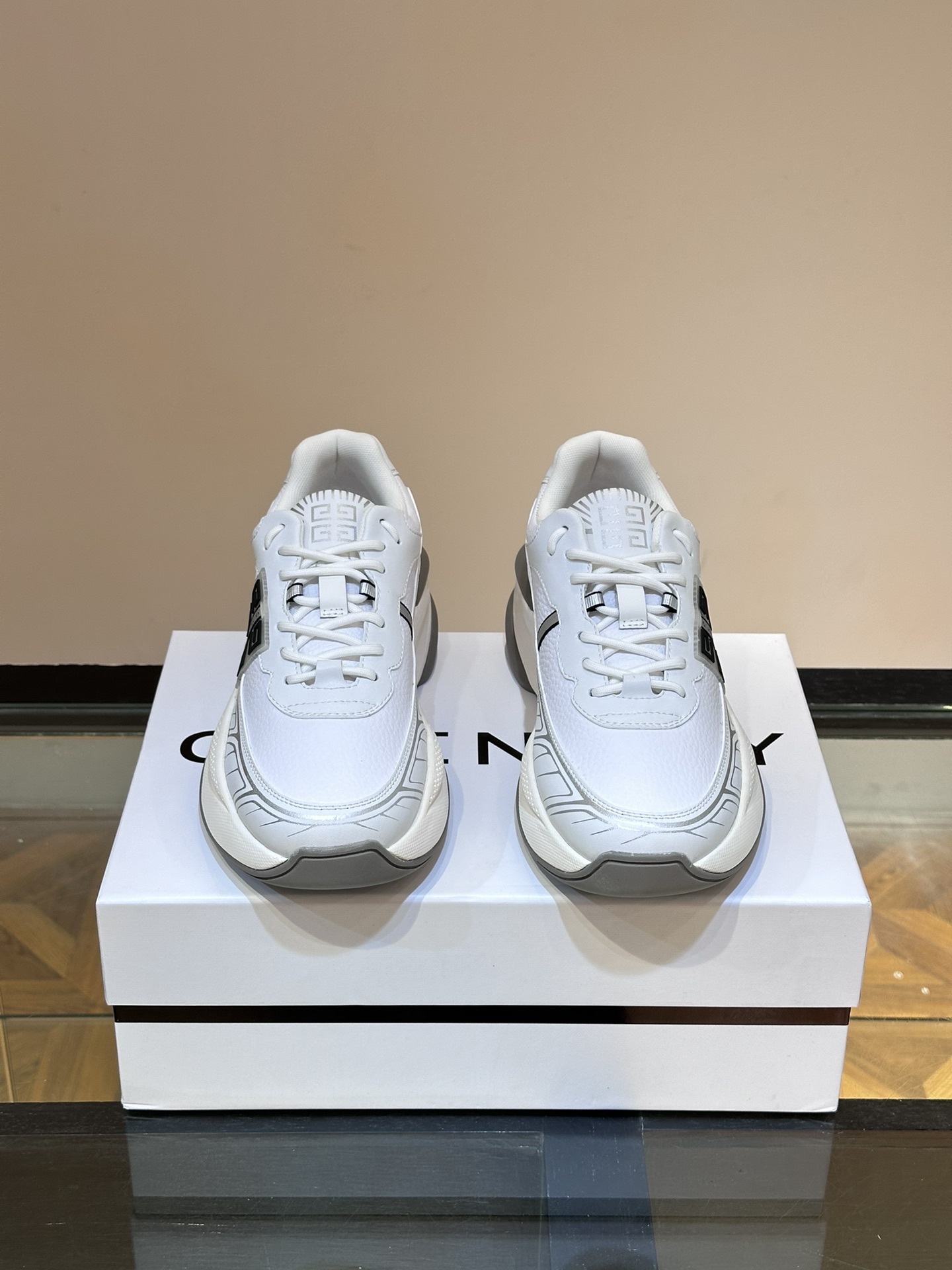 Givenchy Male Sneakers Lightweight M-l-s