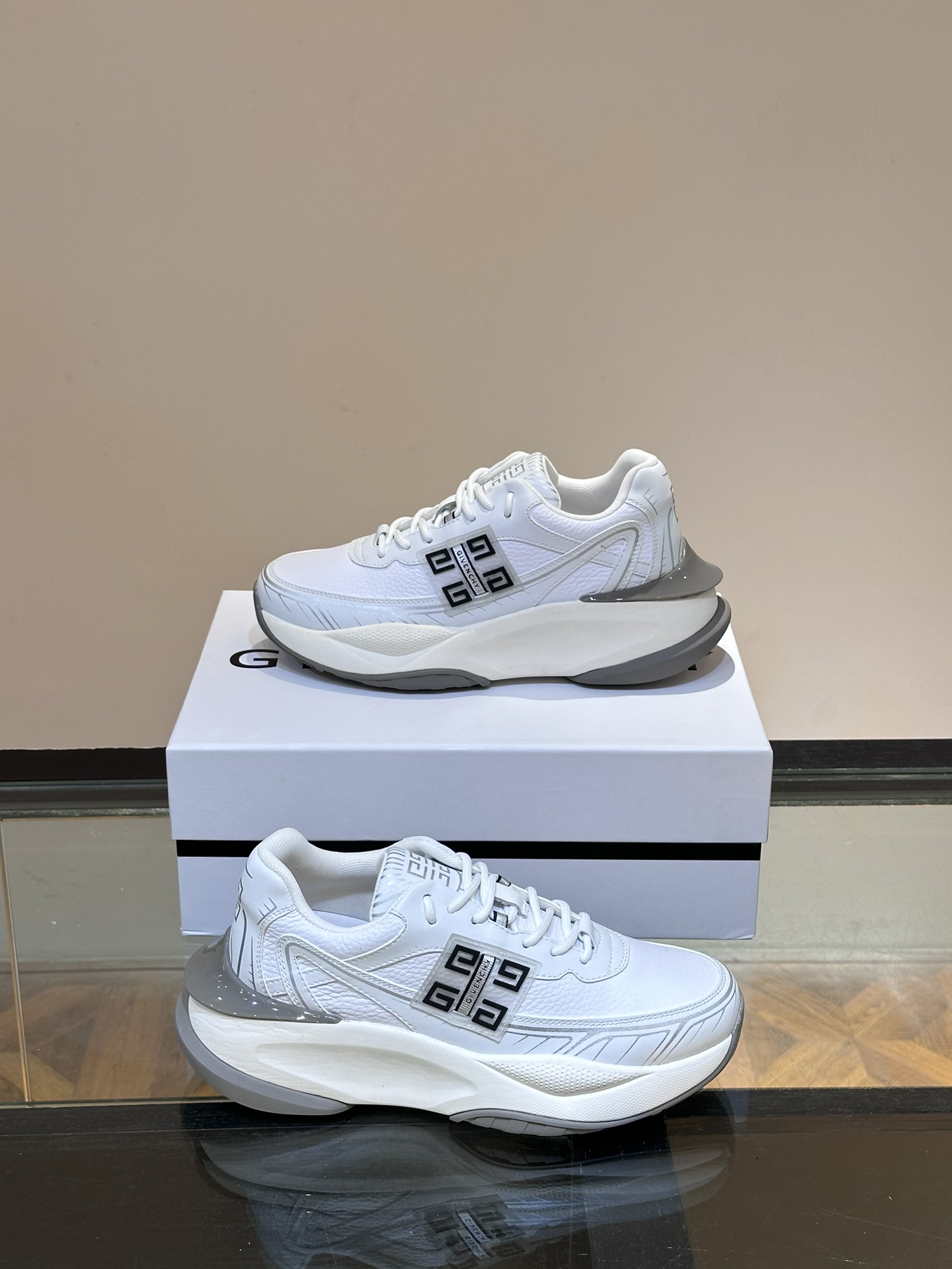 Givenchy Male Sneakers Lightweight M-l-s