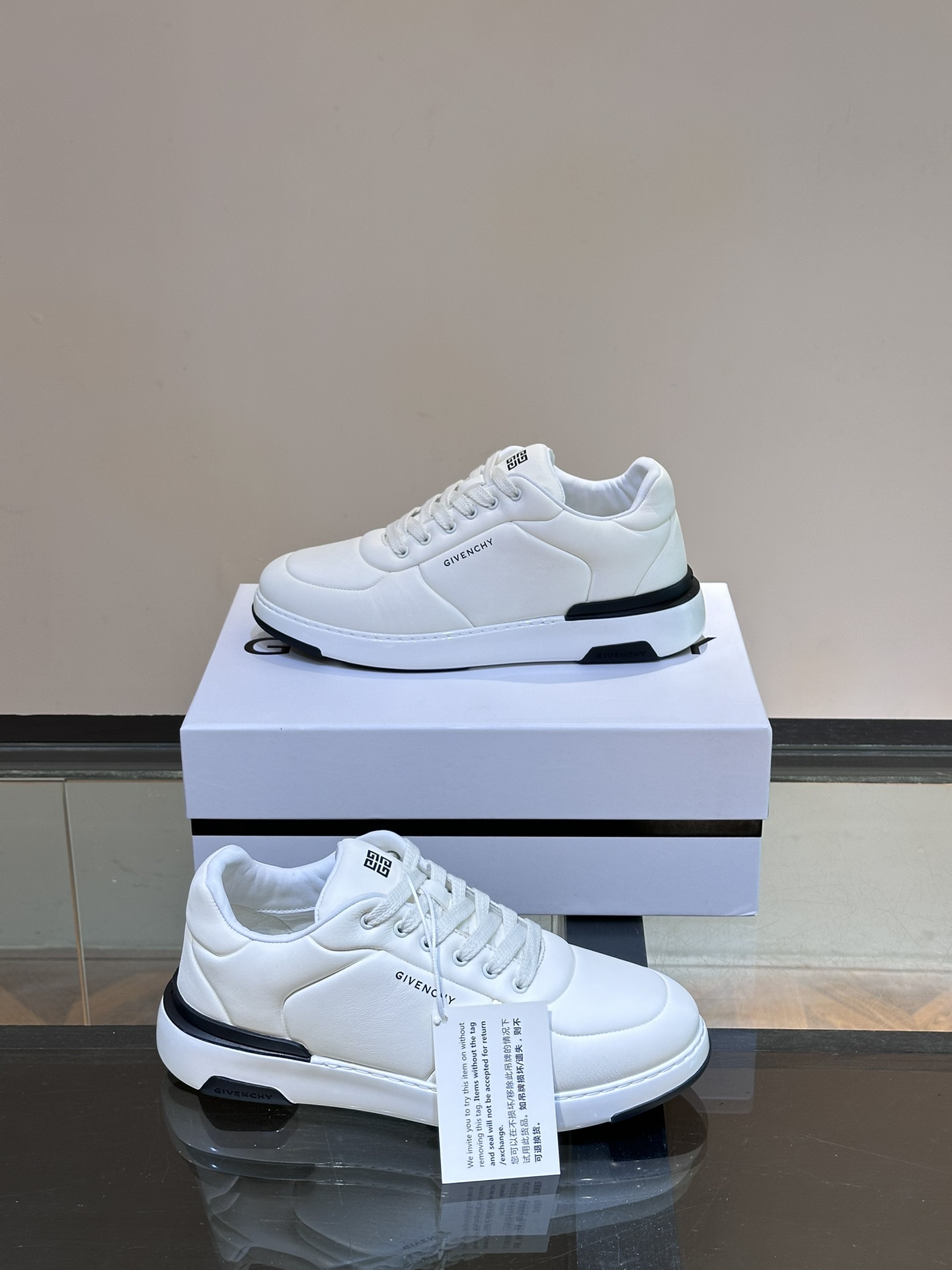 Givenchy Male Sneakers Lightweight S