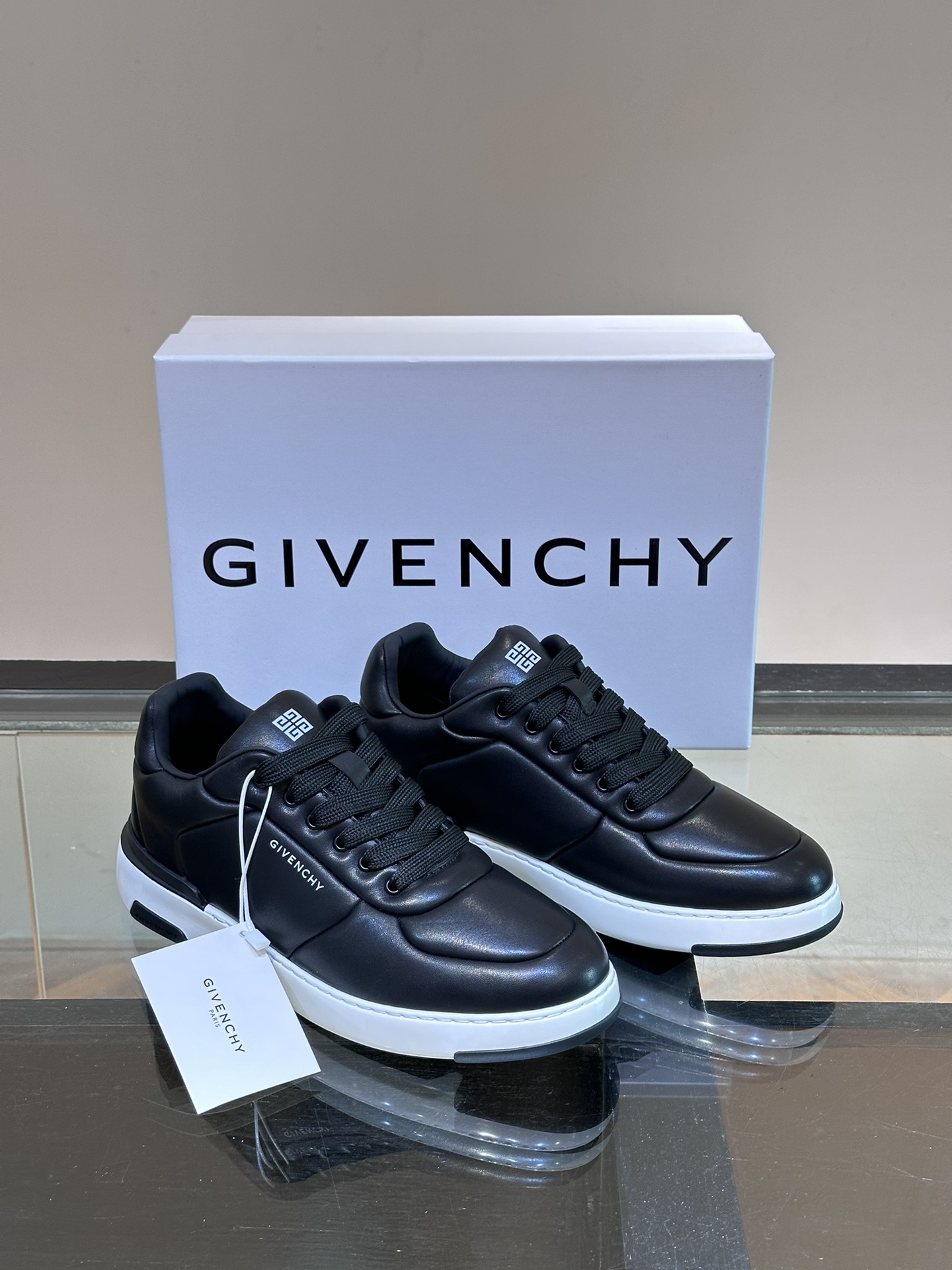 Givenchy Male Sneakers Lightweight S