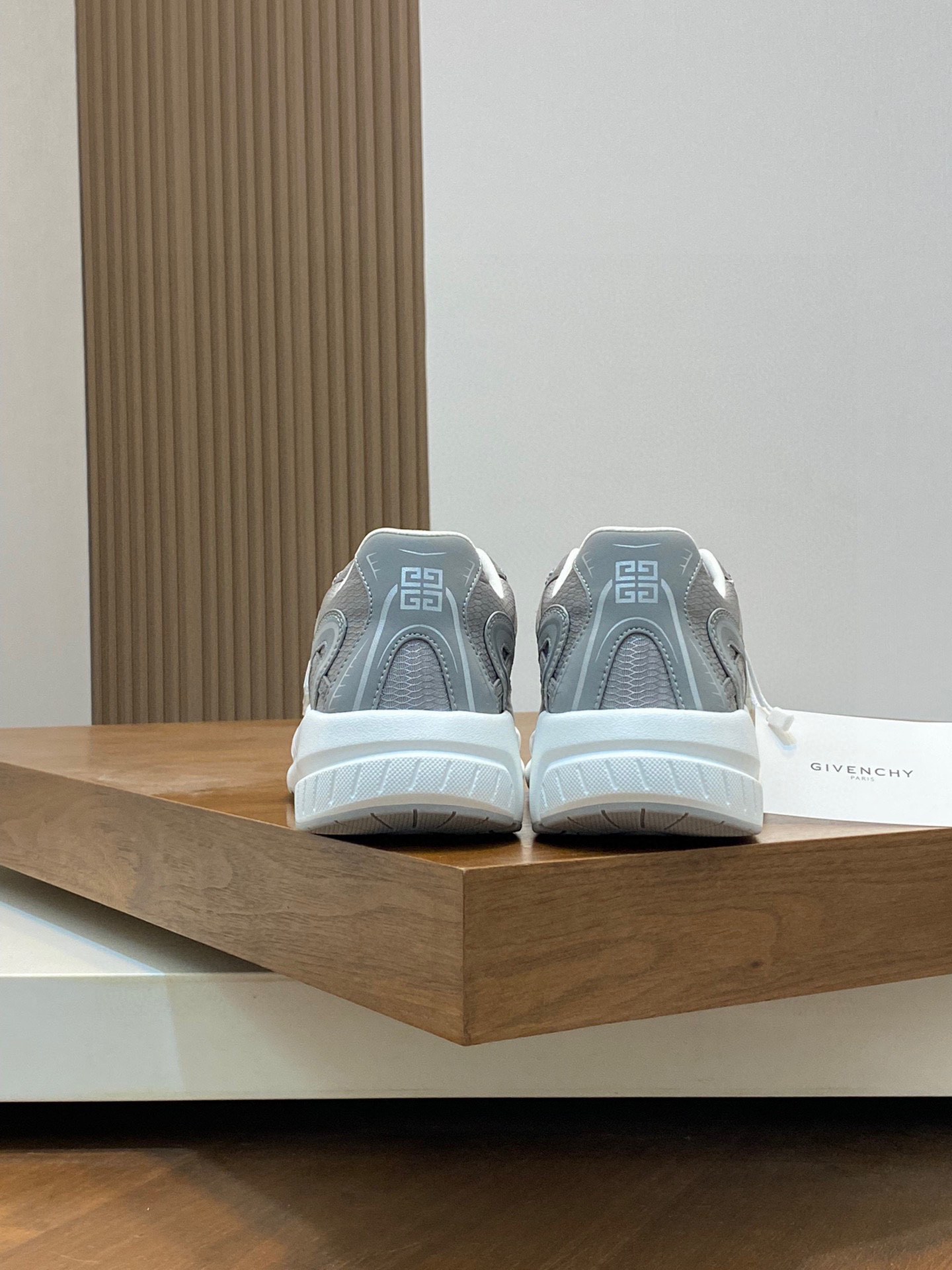 Givenchy Male Sneakers Breathable M-l-s