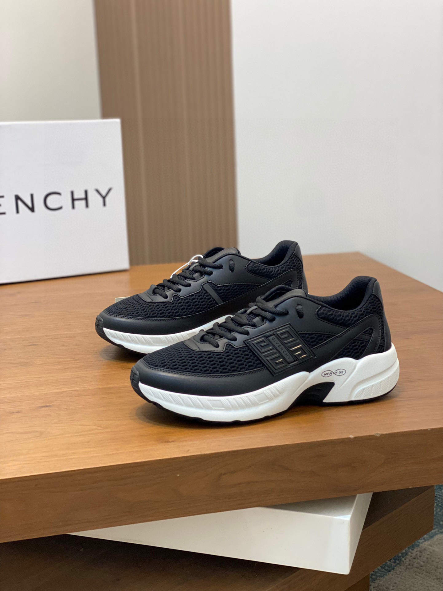 Givenchy Male Sneakers Breathable M-l-s