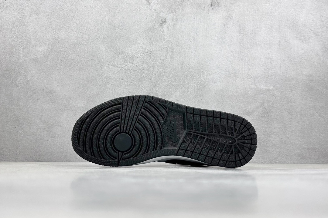 Jordan Nike Basic Shoes M