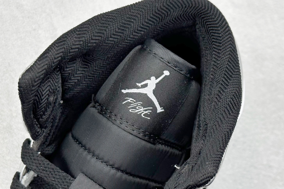 Jordan Nike Basic Shoes M