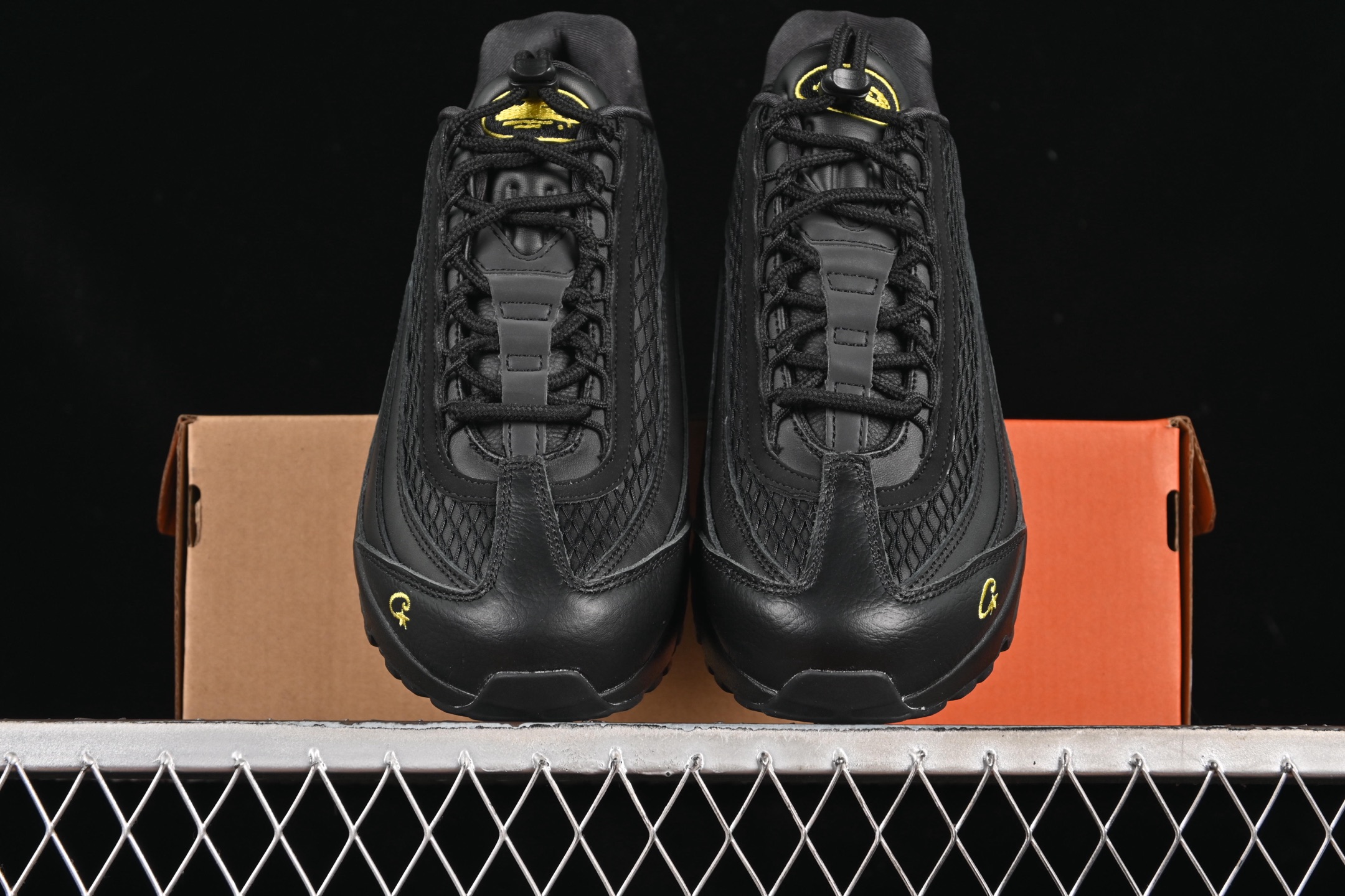 Nike Running Shoes Shock Absorbing M