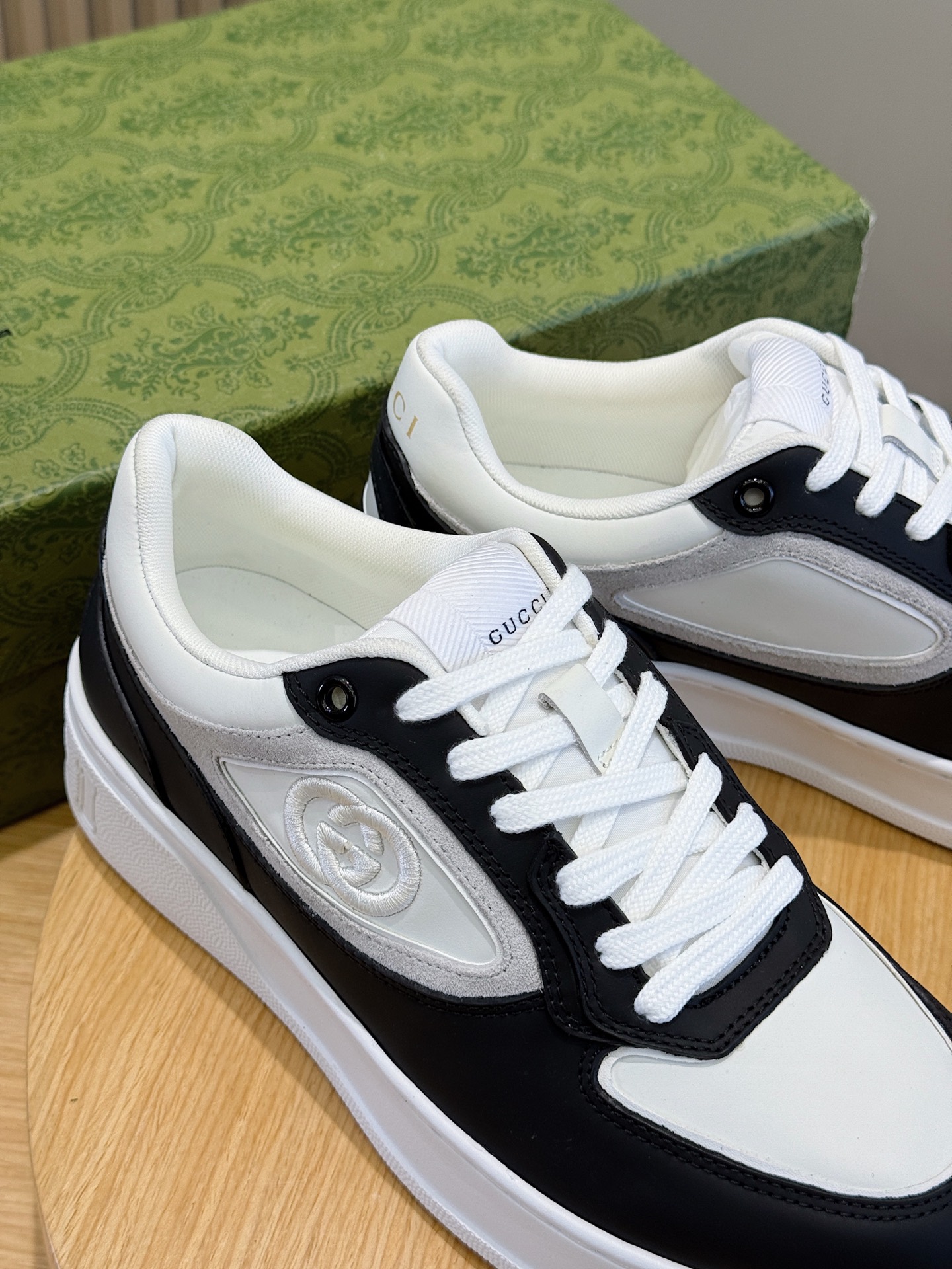 Gucci Male Sneakers M-s