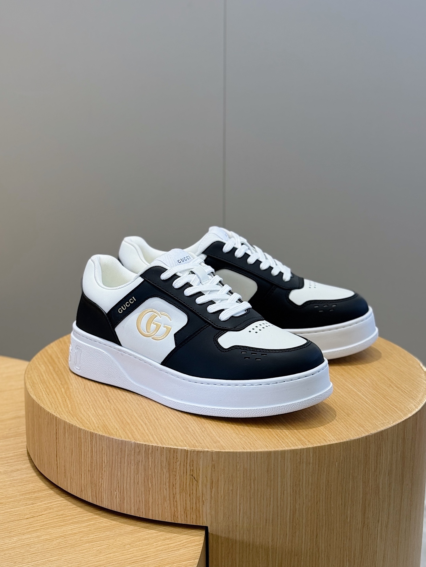 Gucci Male Sneakers M-s