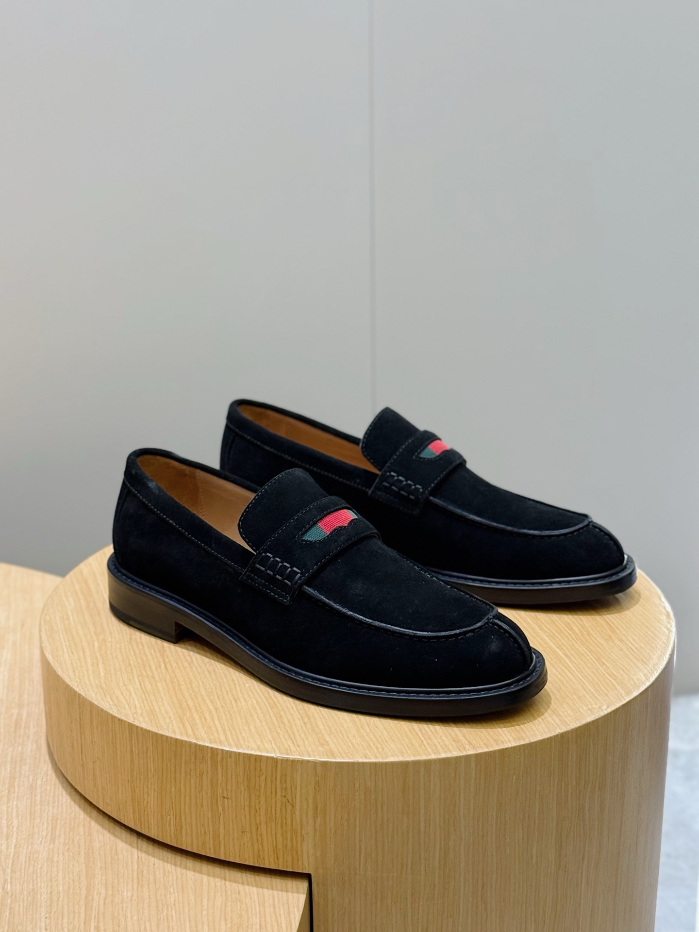 Gucci Leather Shoes Real Leather S