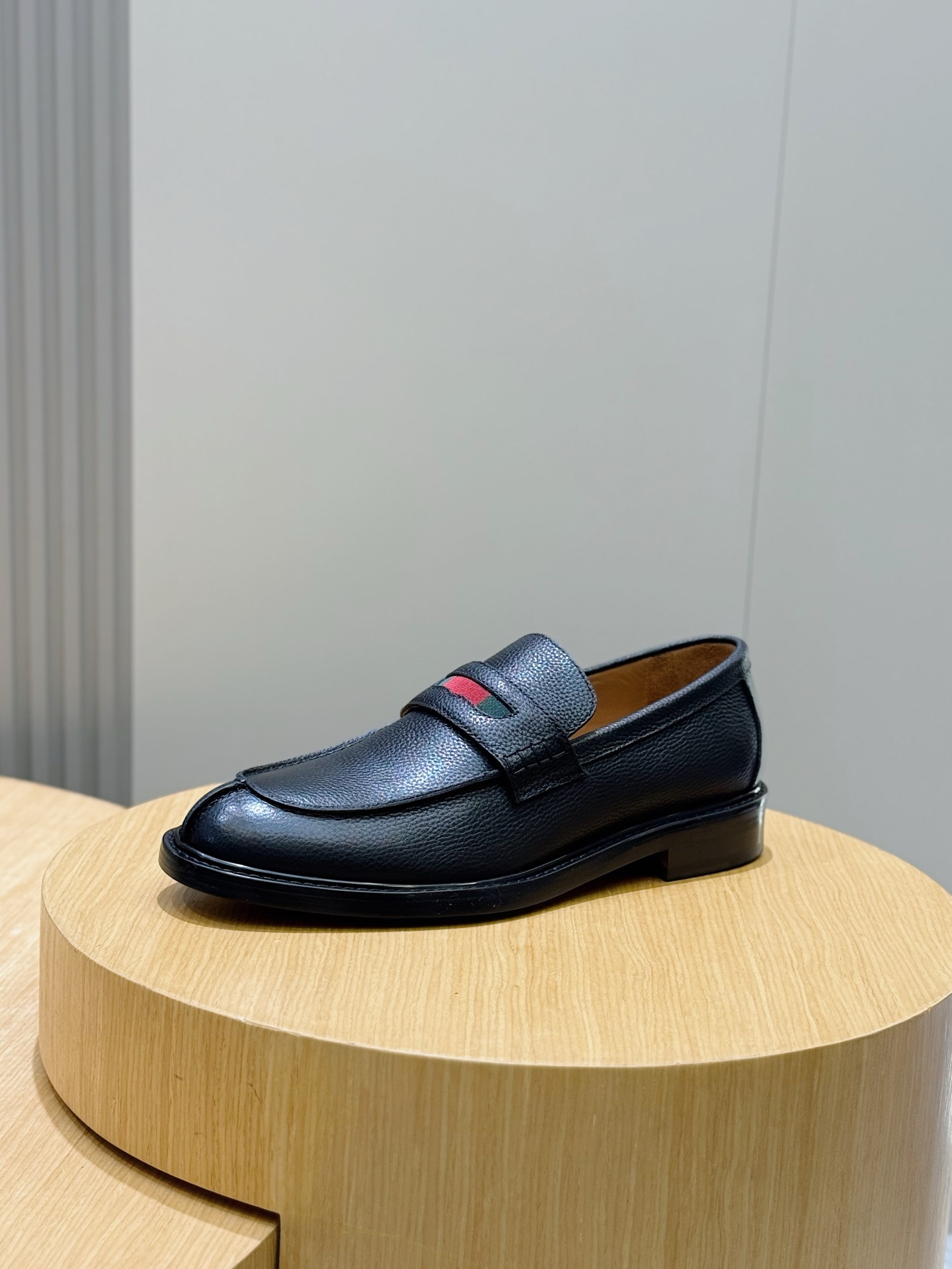 Gucci Leather Shoes Real Leather S