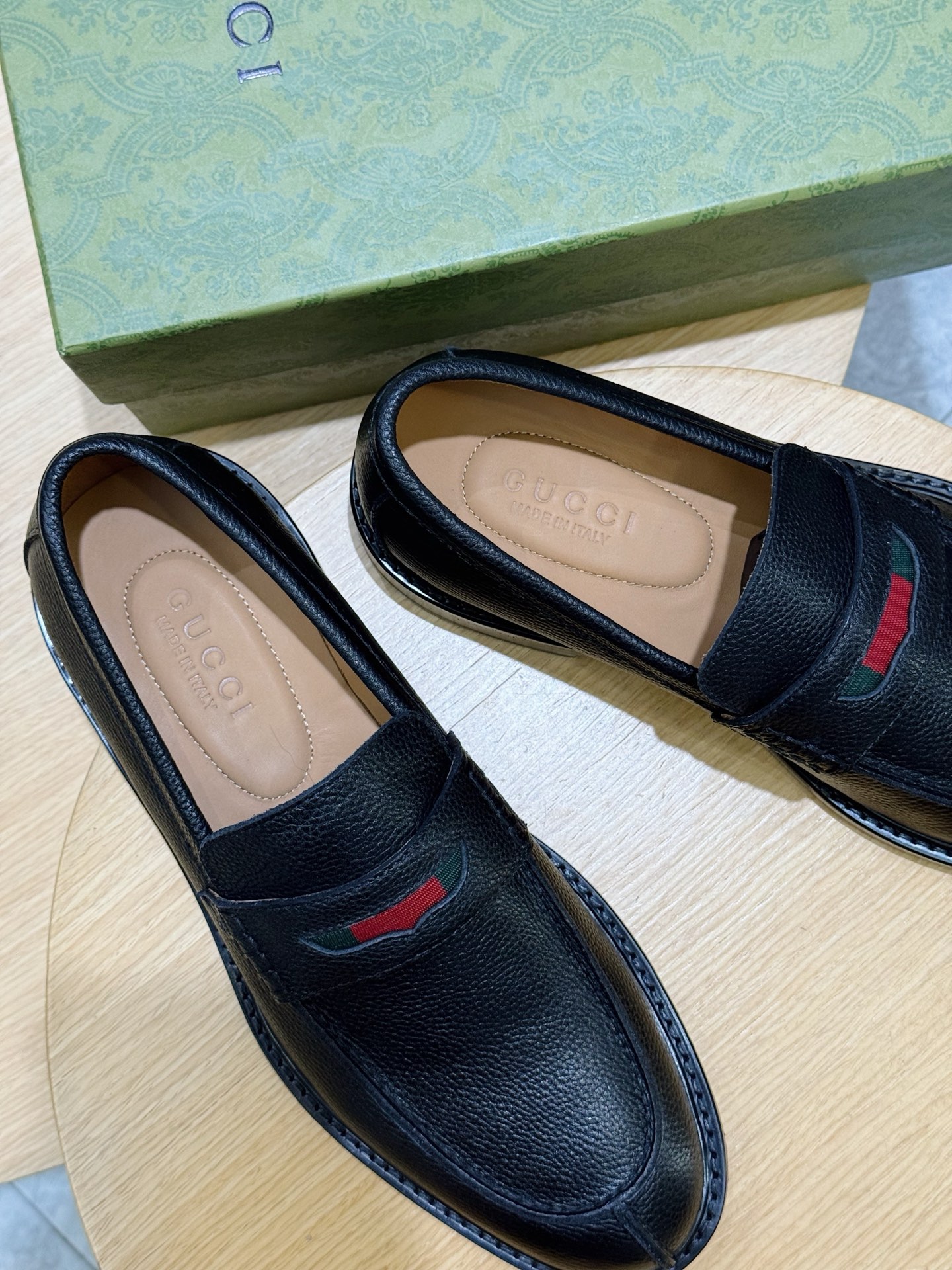 Gucci Leather Shoes Real Leather S
