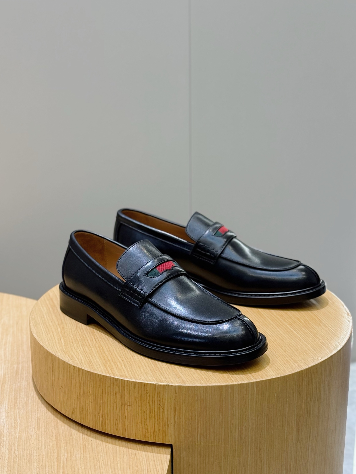 Gucci Leather Shoes Real Leather S