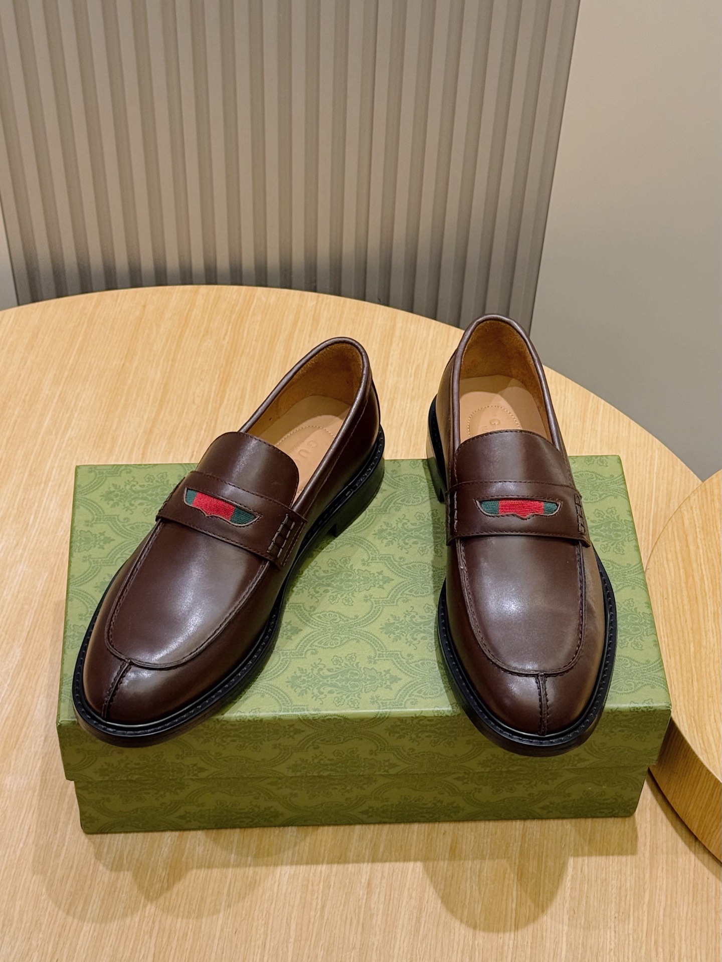 Gucci Leather Shoes Real Leather S