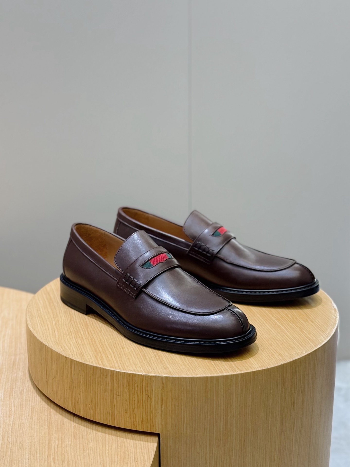 Gucci Leather Shoes Real Leather S