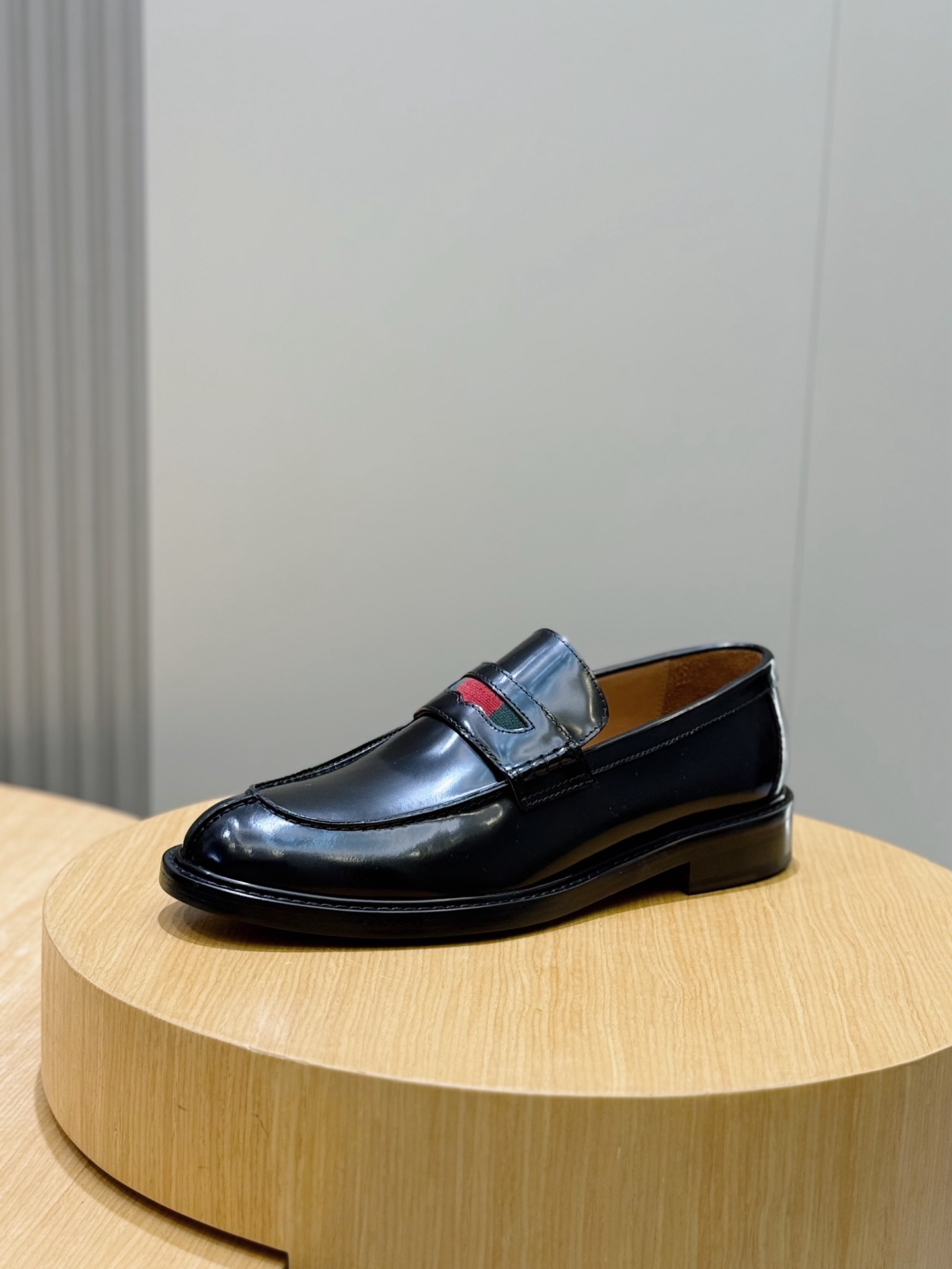 Gucci Leather Shoes Real Leather S