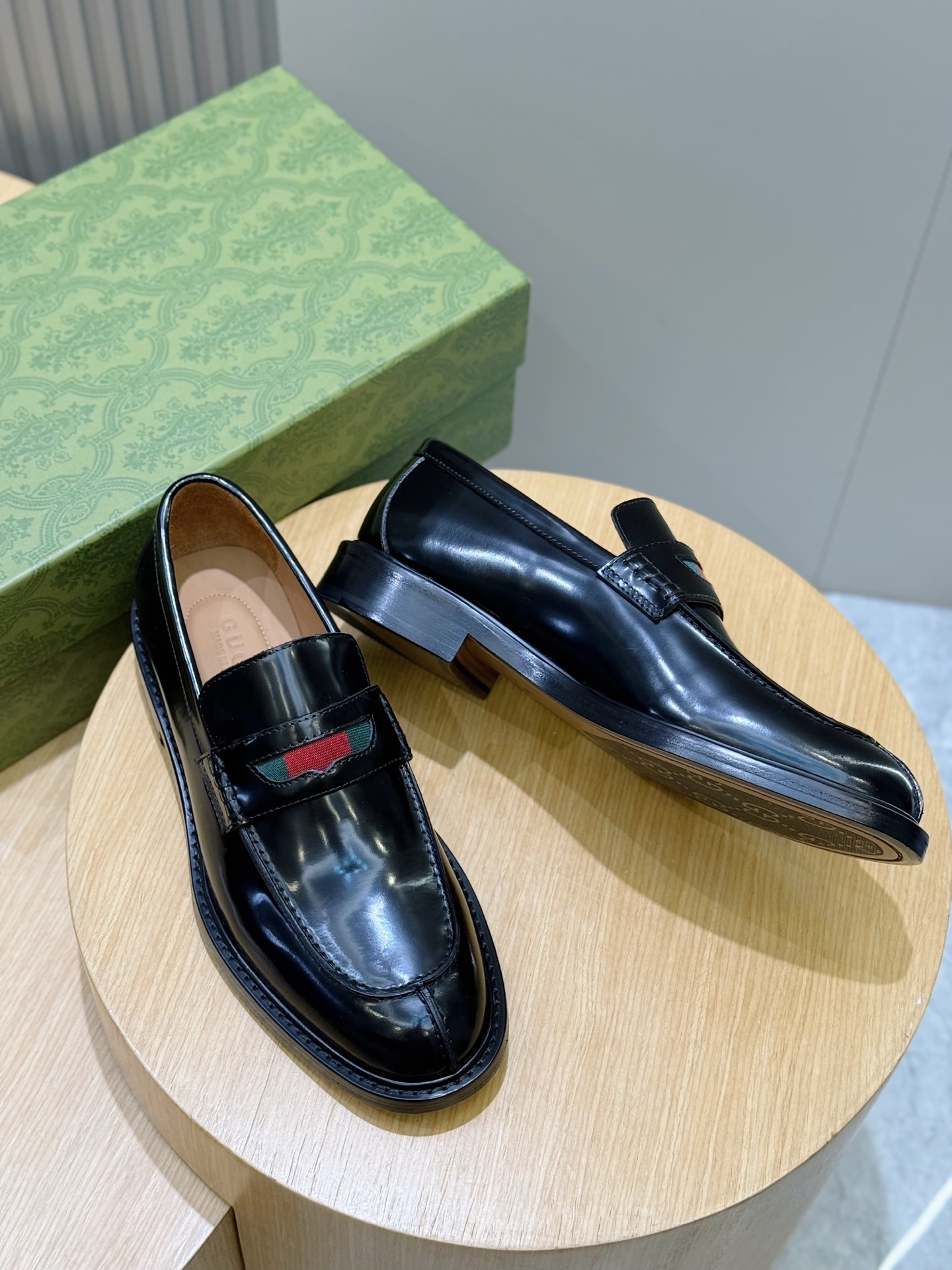 Gucci Leather Shoes Real Leather S