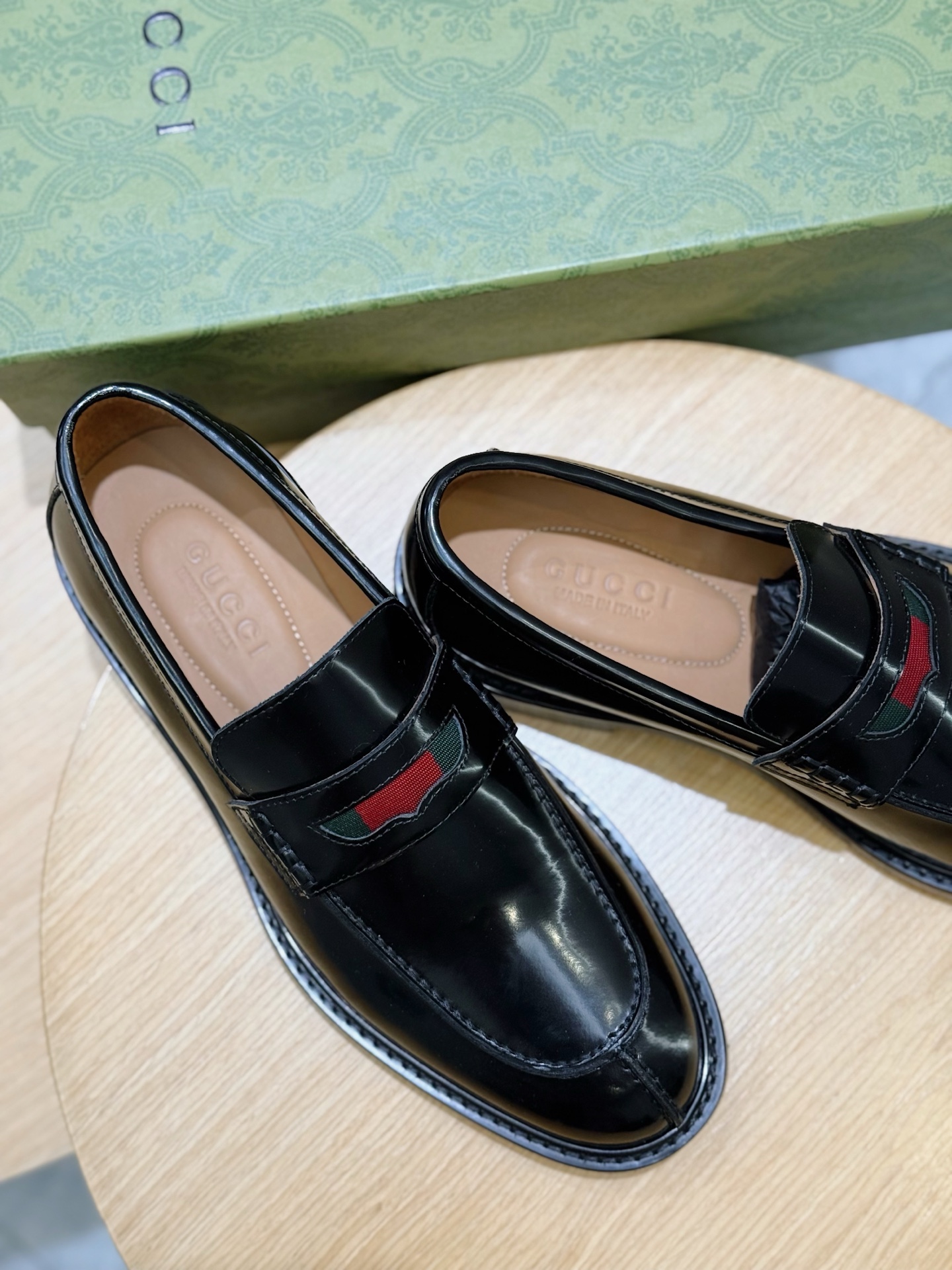 Gucci Leather Shoes Real Leather S