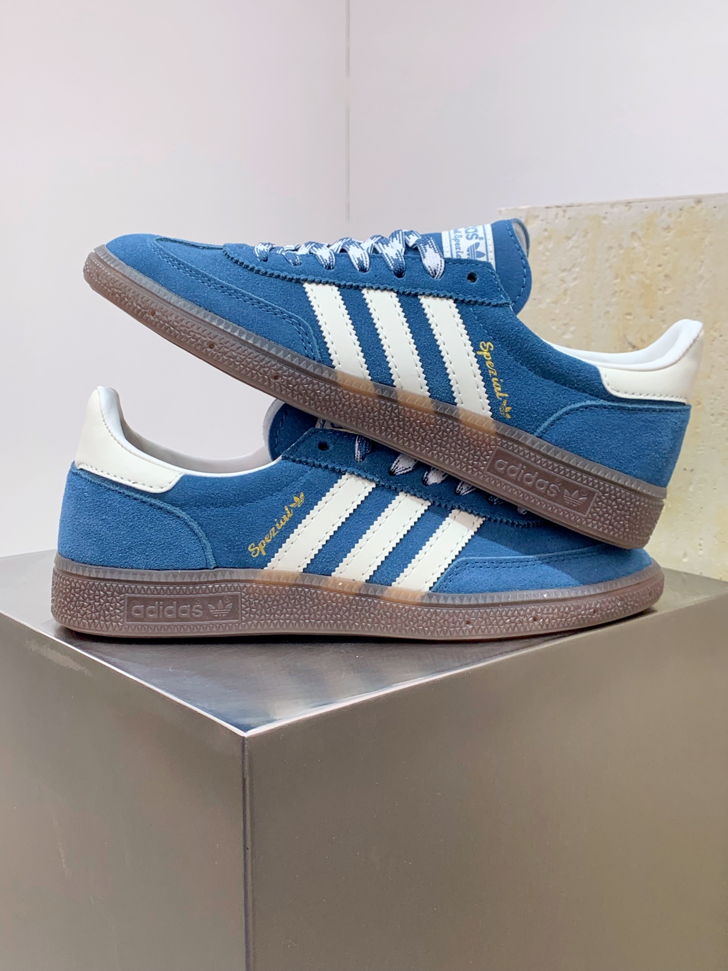 Adidas Board Shoes L-s