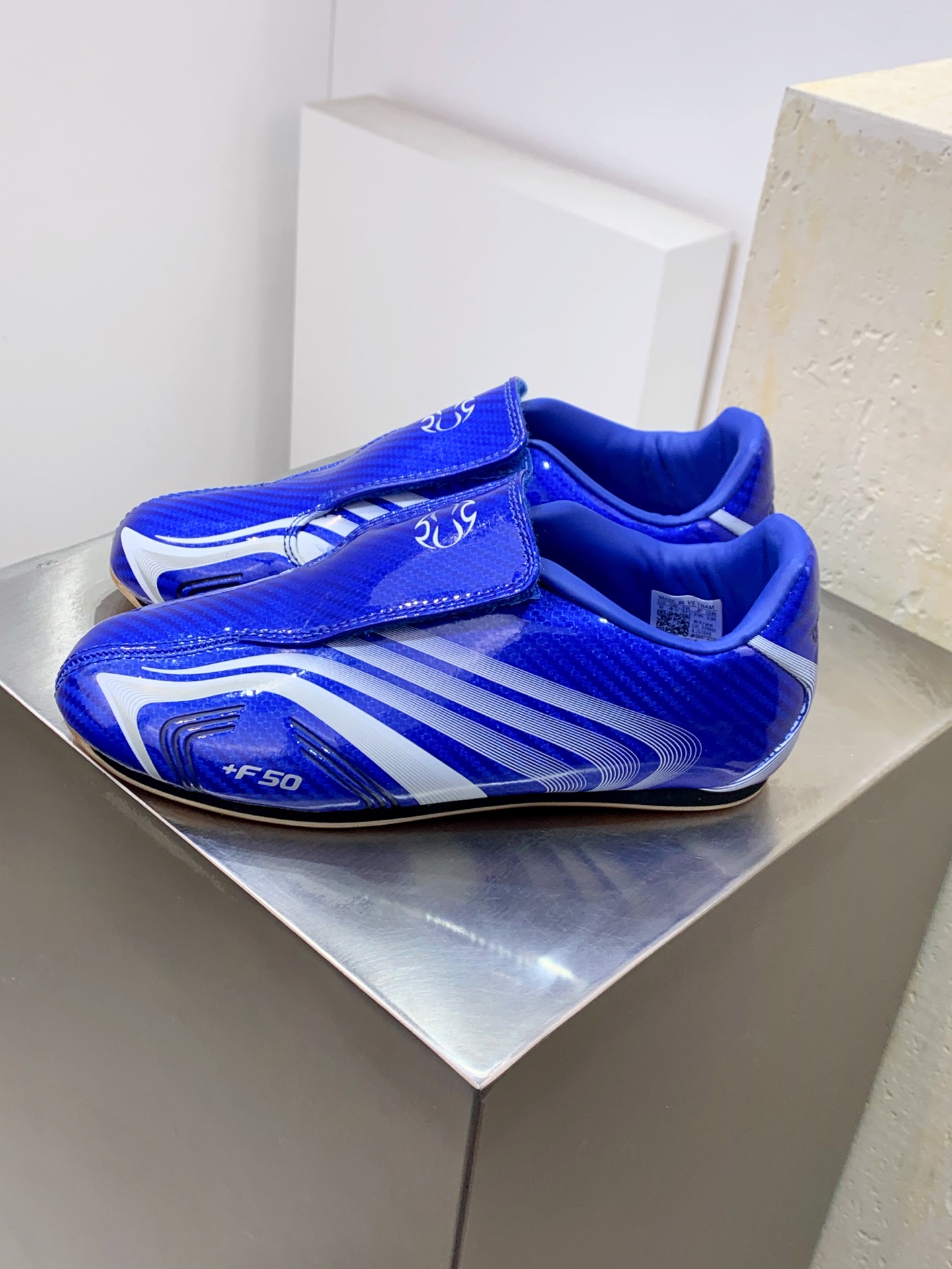 Adidas Basic Shoes Blue L-s