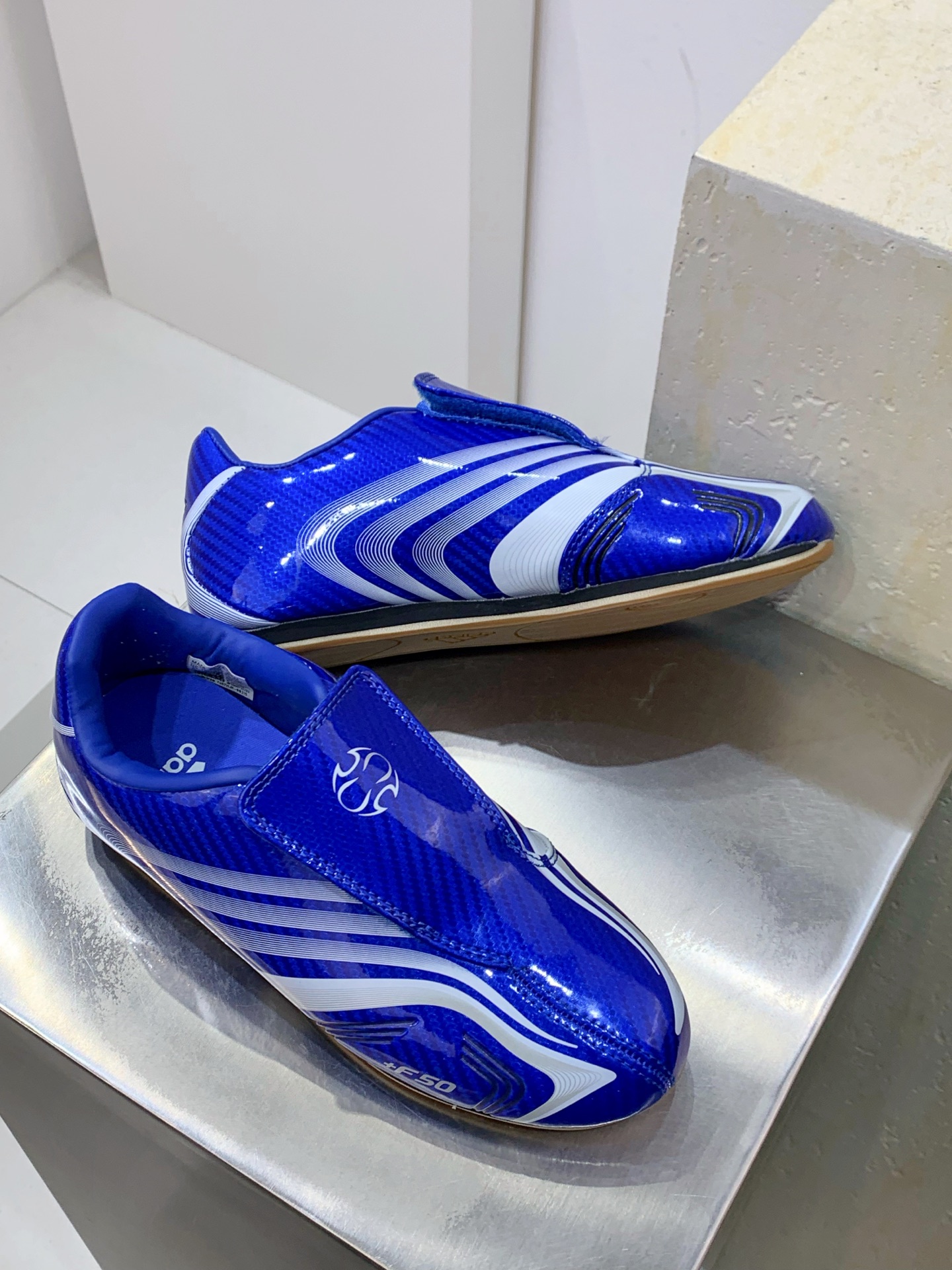 Adidas Basic Shoes Blue L-s