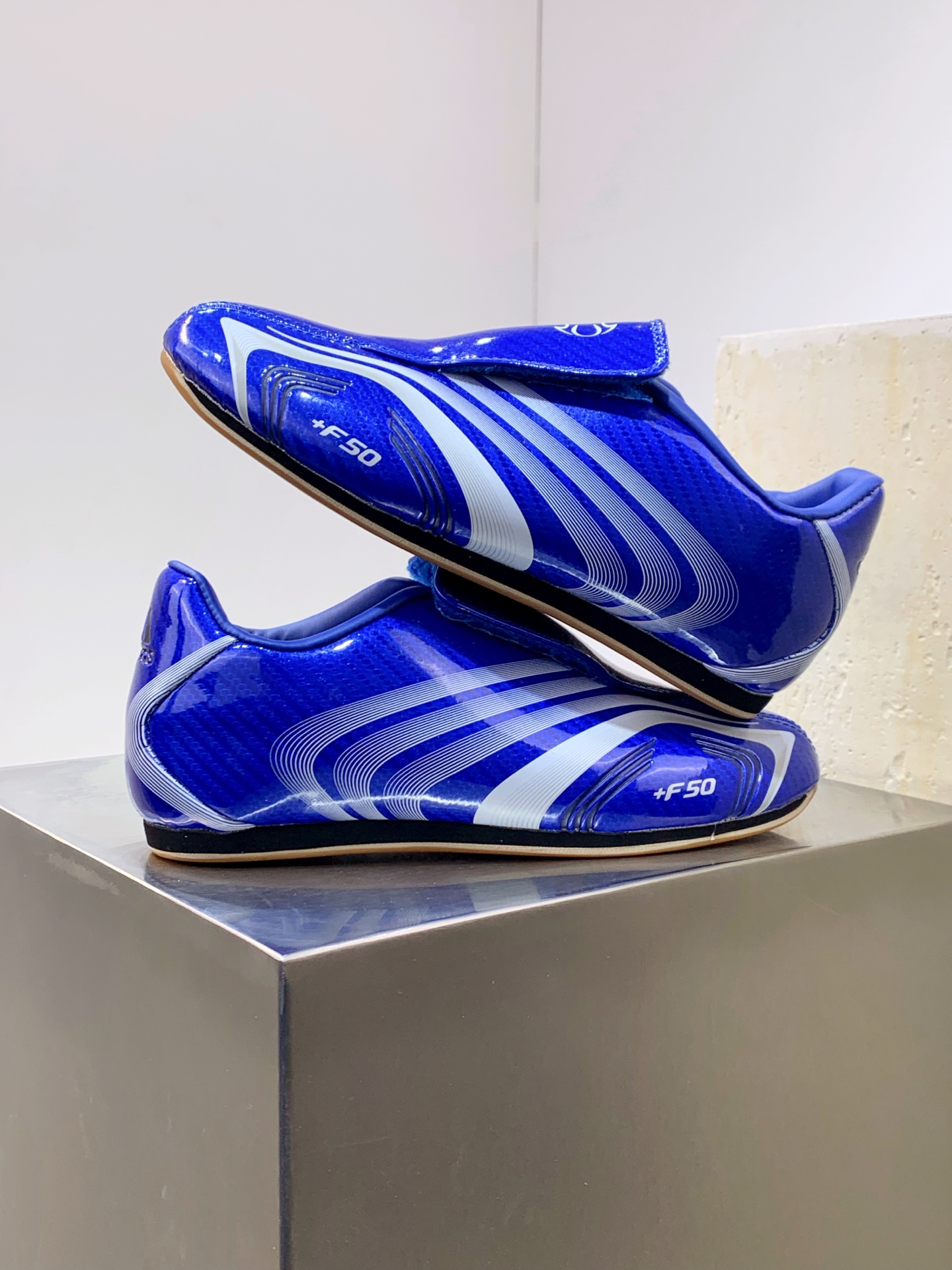 Adidas Basic Shoes Blue L-s