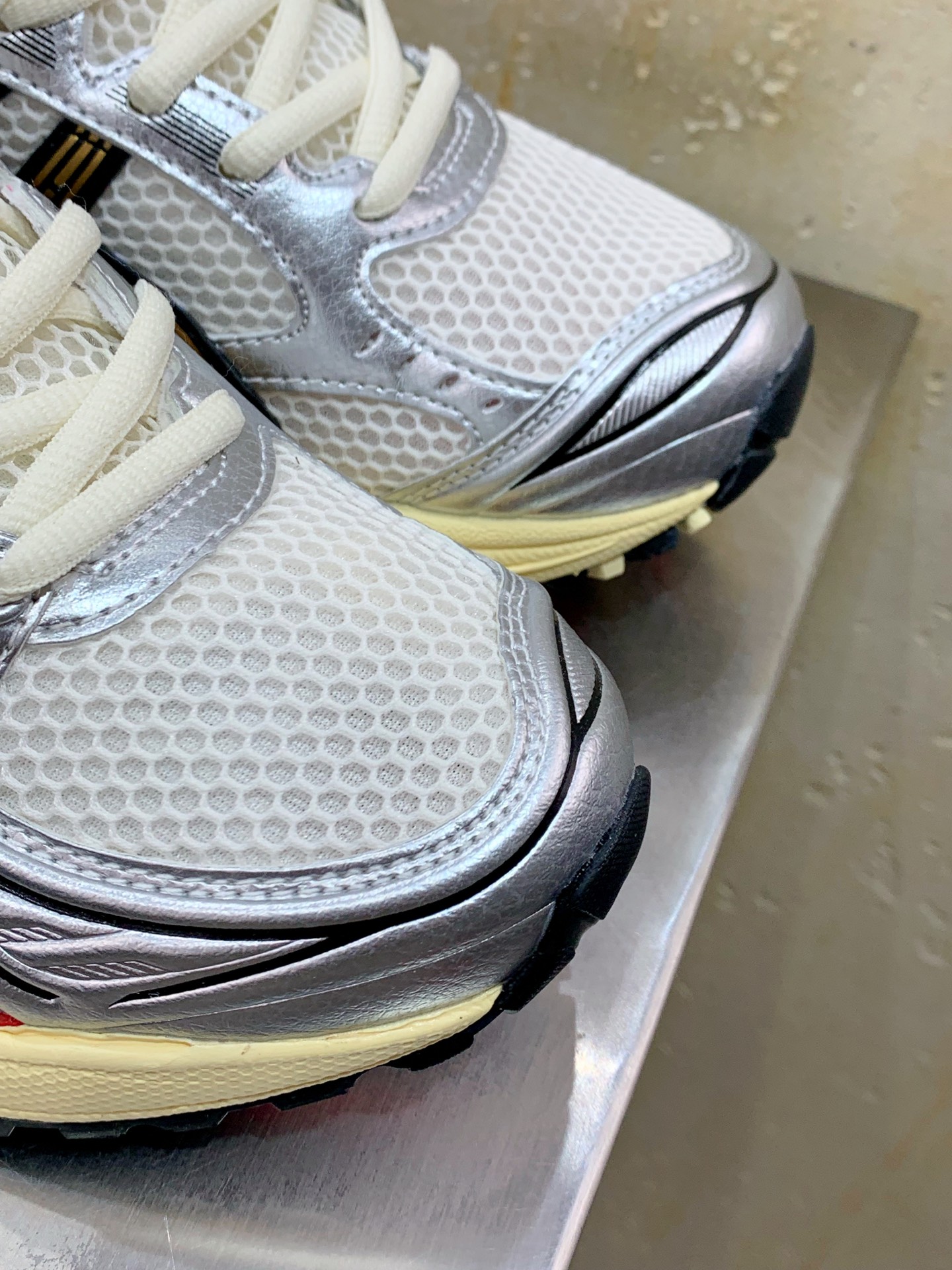 Asics Running Shoes Breathable L-s