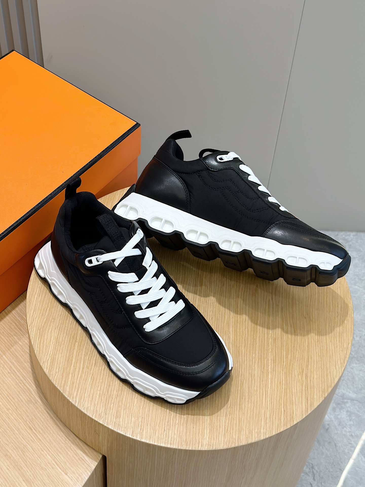 Male Sneakers M-l-s