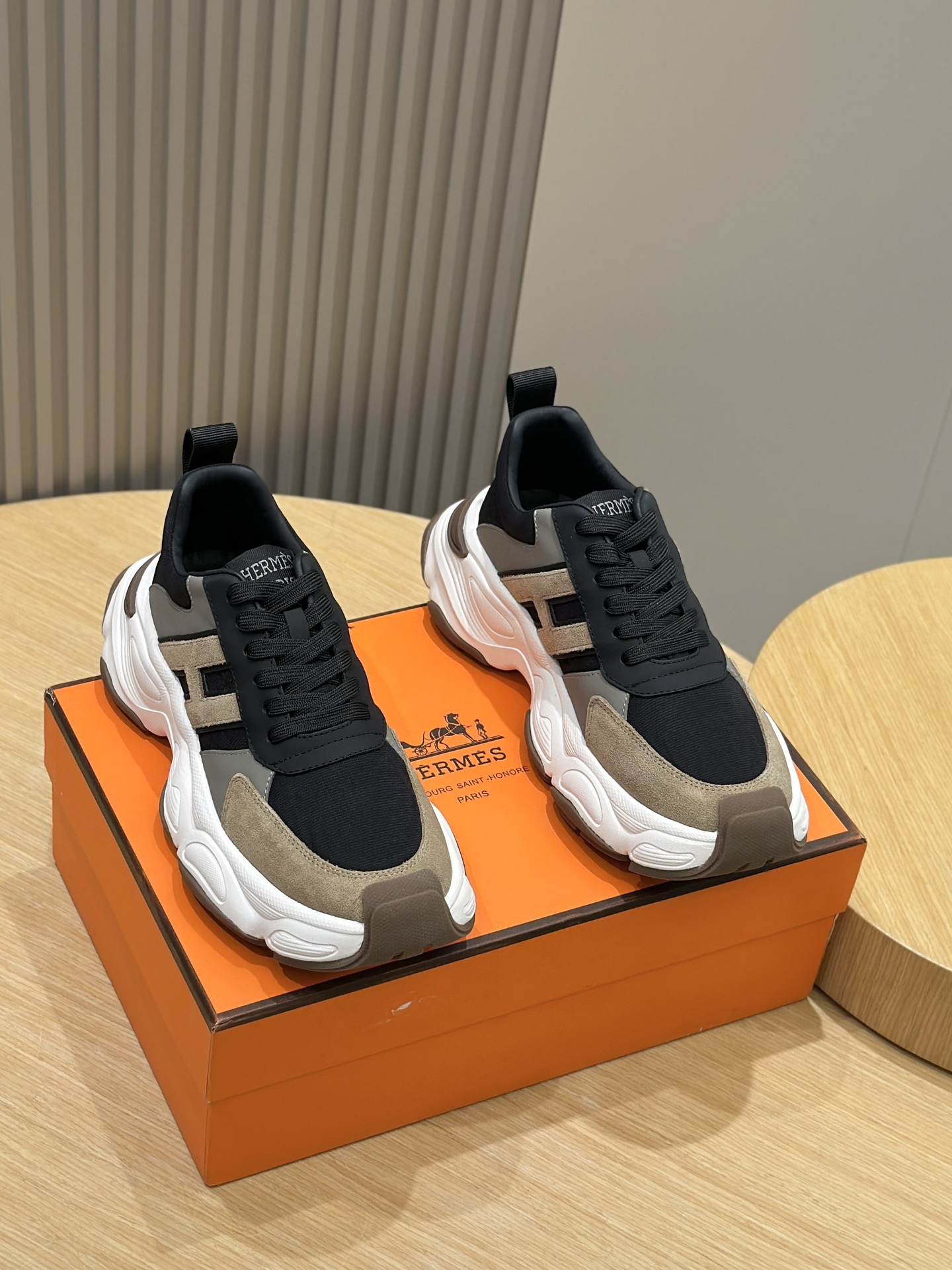 Male Sneakers M-s