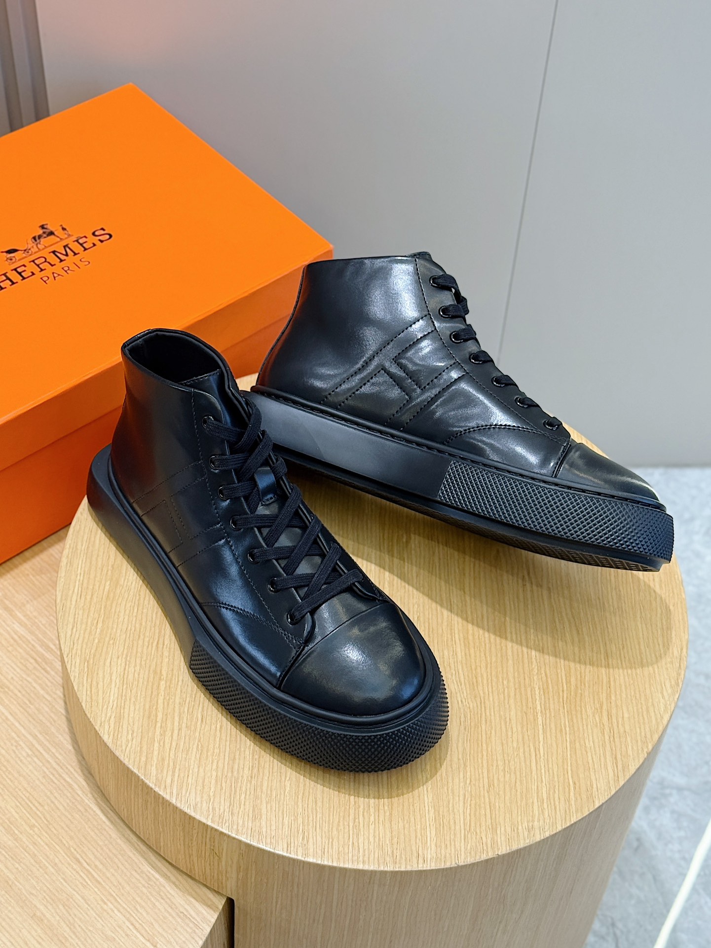 Hermes Leather Shoes Cow Leather M-s