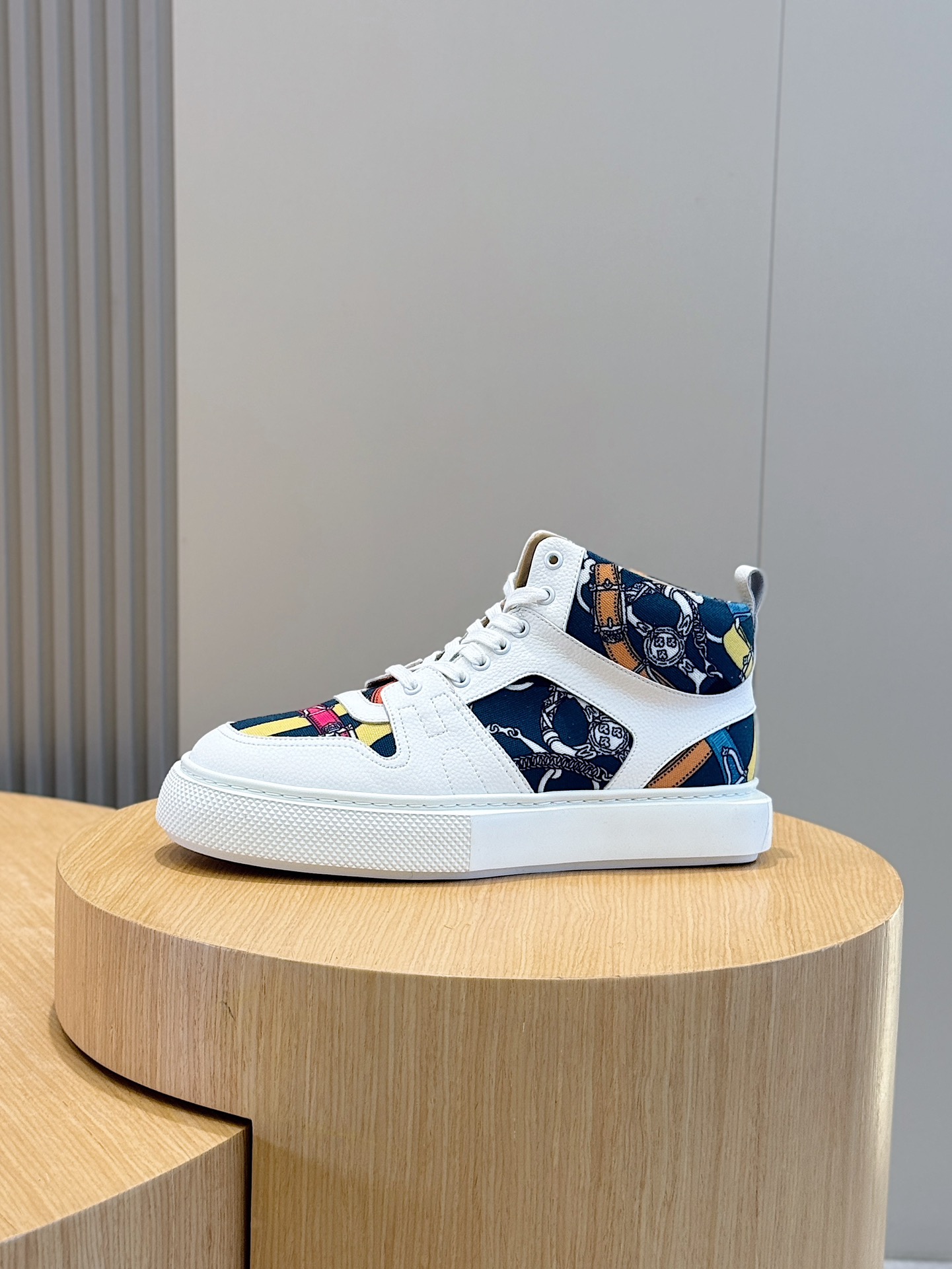 Hermes Leather Shoes Cow Leather White M-s