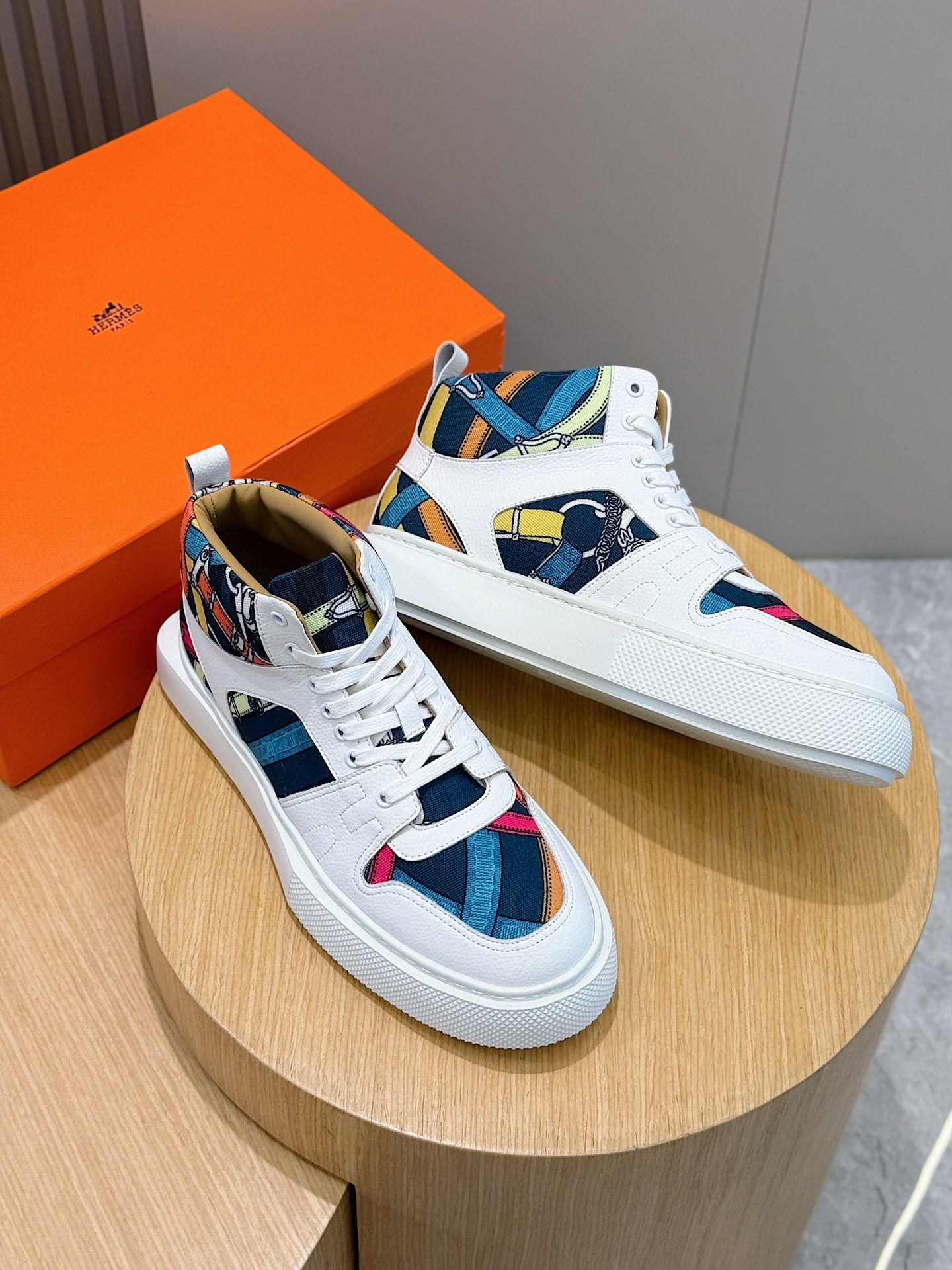 Hermes Leather Shoes Cow Leather White M-s