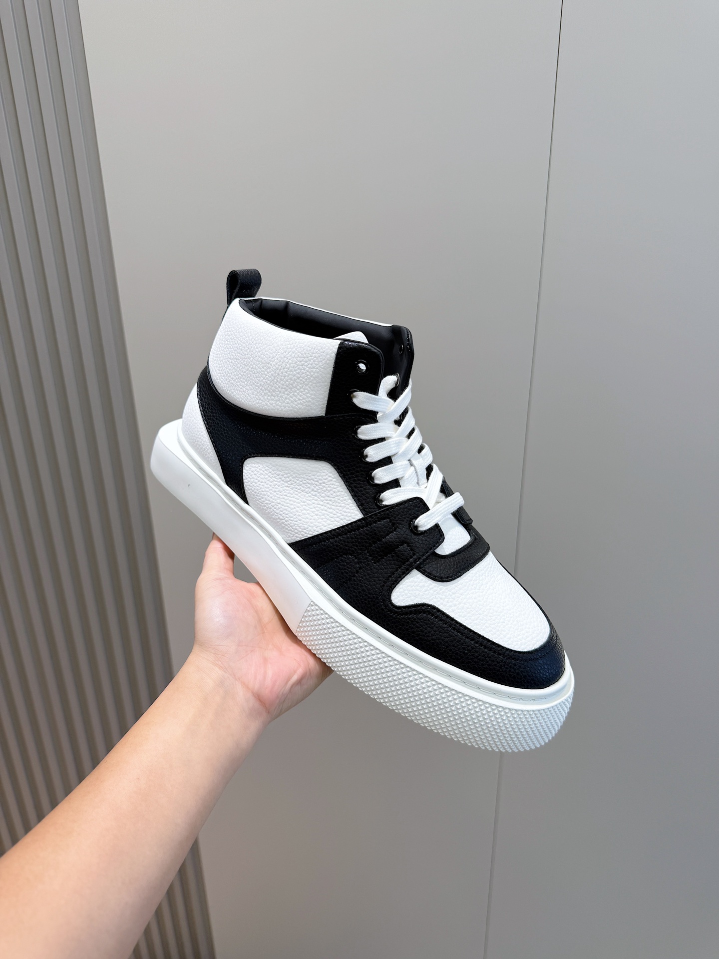 Hermes Leather Shoes Cow Leather White M-s