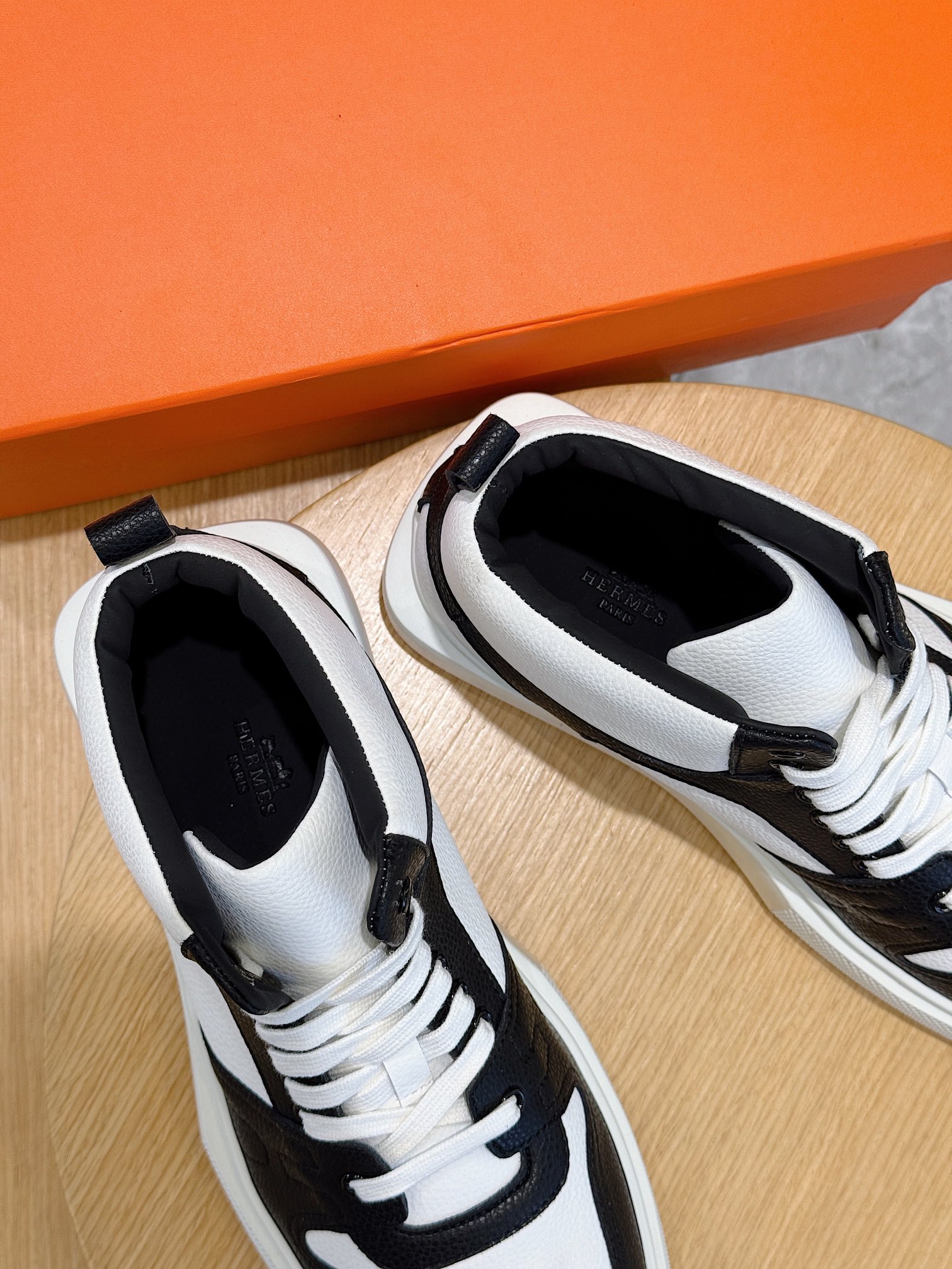 Hermes Leather Shoes Cow Leather White M-s