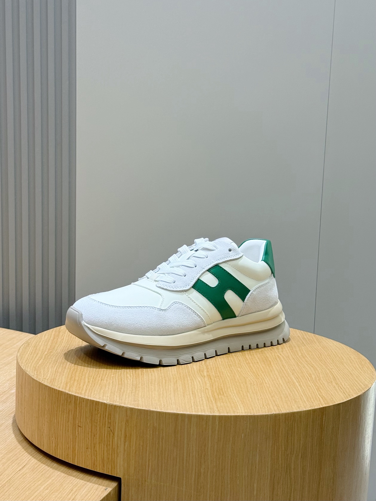 Hermes Male Sneakers M-s