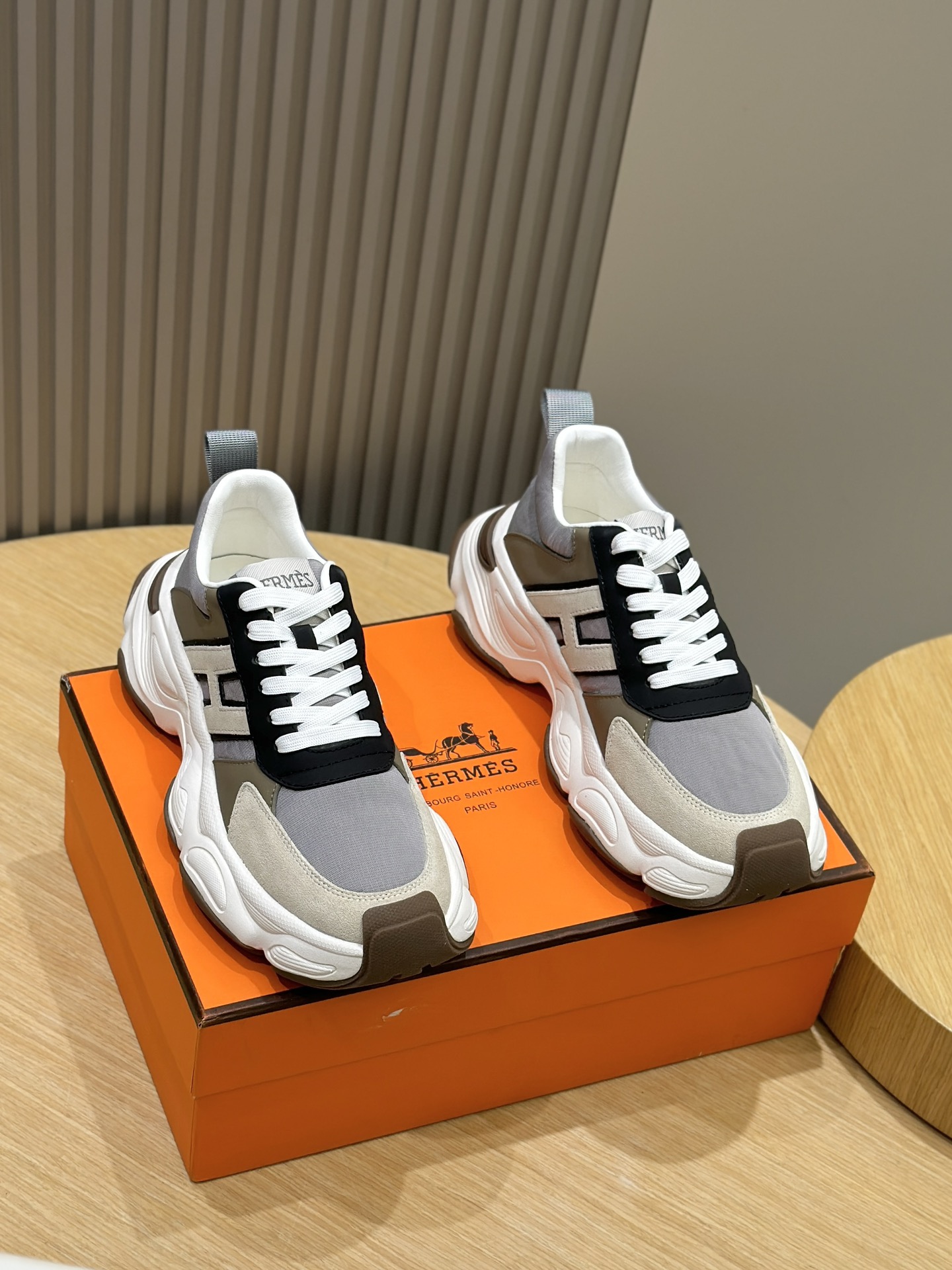 Hermes Male Sneakers M-s
