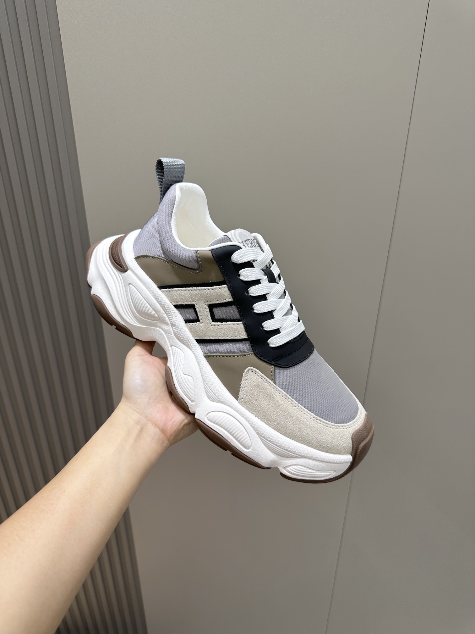 Hermes Male Sneakers M-s