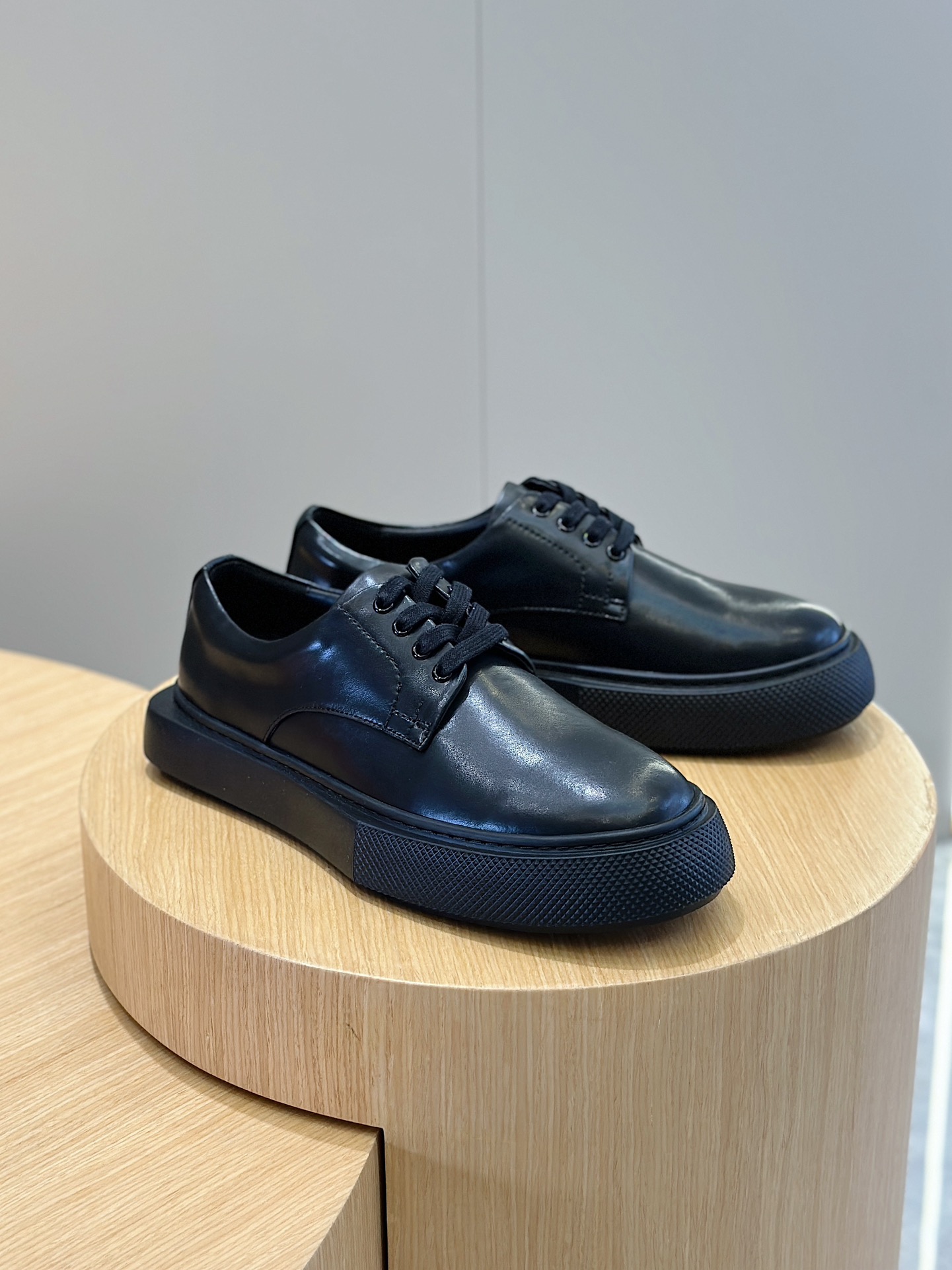 Hermes Male Sneakers M-l-s